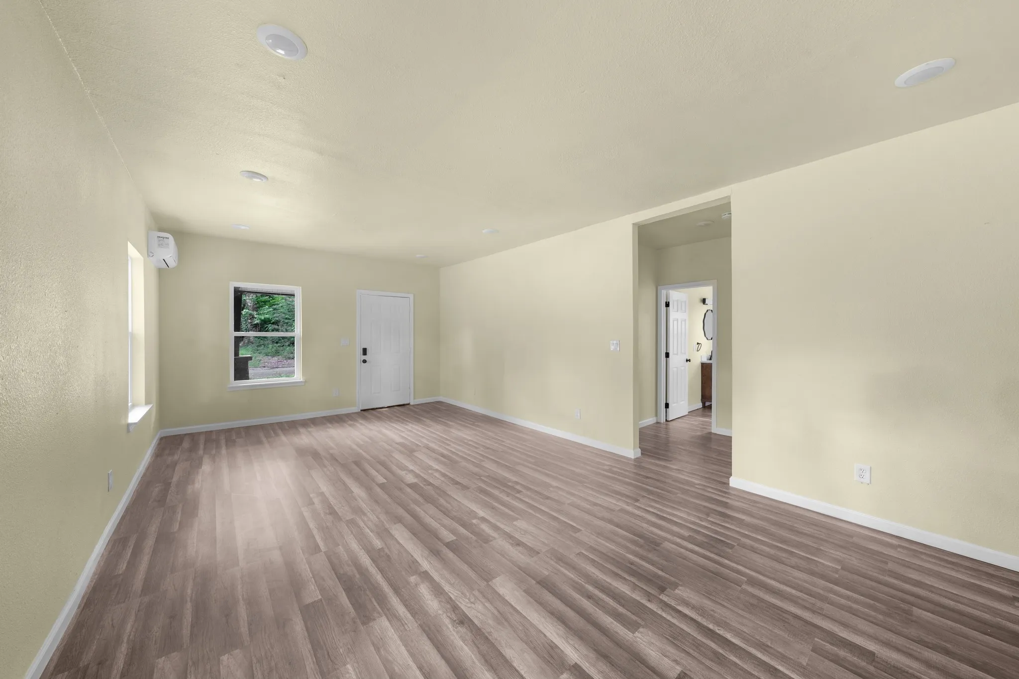 Single Family Residence For Sale in Bowie County , 2013 West 10th Street, Texarkana, Texas 75501, 2 Bedroom, 1 Bathroom, Garage spaces, 900 Sqft, built in 2026, mls#21296169, Real Estate Agent in Texarkana, Homes For Sale in Bowie county, Homes For Sale in Texarkana, Realtor in Texarkana Texas, Real Estate Brokerage Independent Realty Texas, Luminita Cordes Realtor