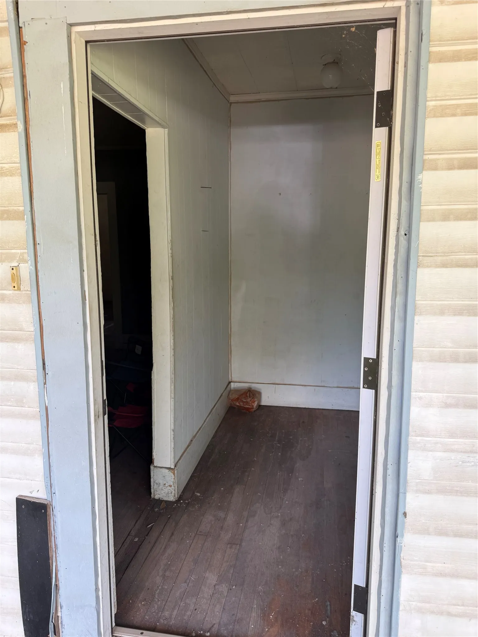 Single Family Residence For Sale in Limestone County , 405 S Canton Street, Mexia, Texas 76667, 3 Bedroom, 1 Bathroom, 1 Garage spaces, 1,296 Sqft, built in 1964, mls#21296177, Real Estate Agent in Mexia, Homes For Sale in Limestone county, Homes For Sale in Mexia, Realtor in Mexia Texas, Real Estate Brokerage Independent Realty Texas, Luminita Cordes Realtor
