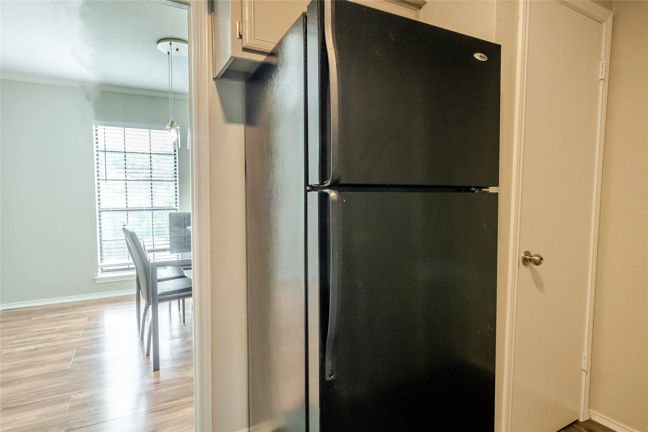 Condominium For Sale in Dallas County , 15151 Berry Trail 1410, Dallas, Texas 75248, 2 Bedroom, 2 Bathroom, Garage spaces, 966 Sqft, built in 1980, mls#21296007, Real Estate Agent in Dallas, Homes For Sale in Dallas county, Homes For Sale in Dallas, Realtor in Dallas Texas, Real Estate Brokerage Independent Realty Texas, Luminita Cordes Realtor
