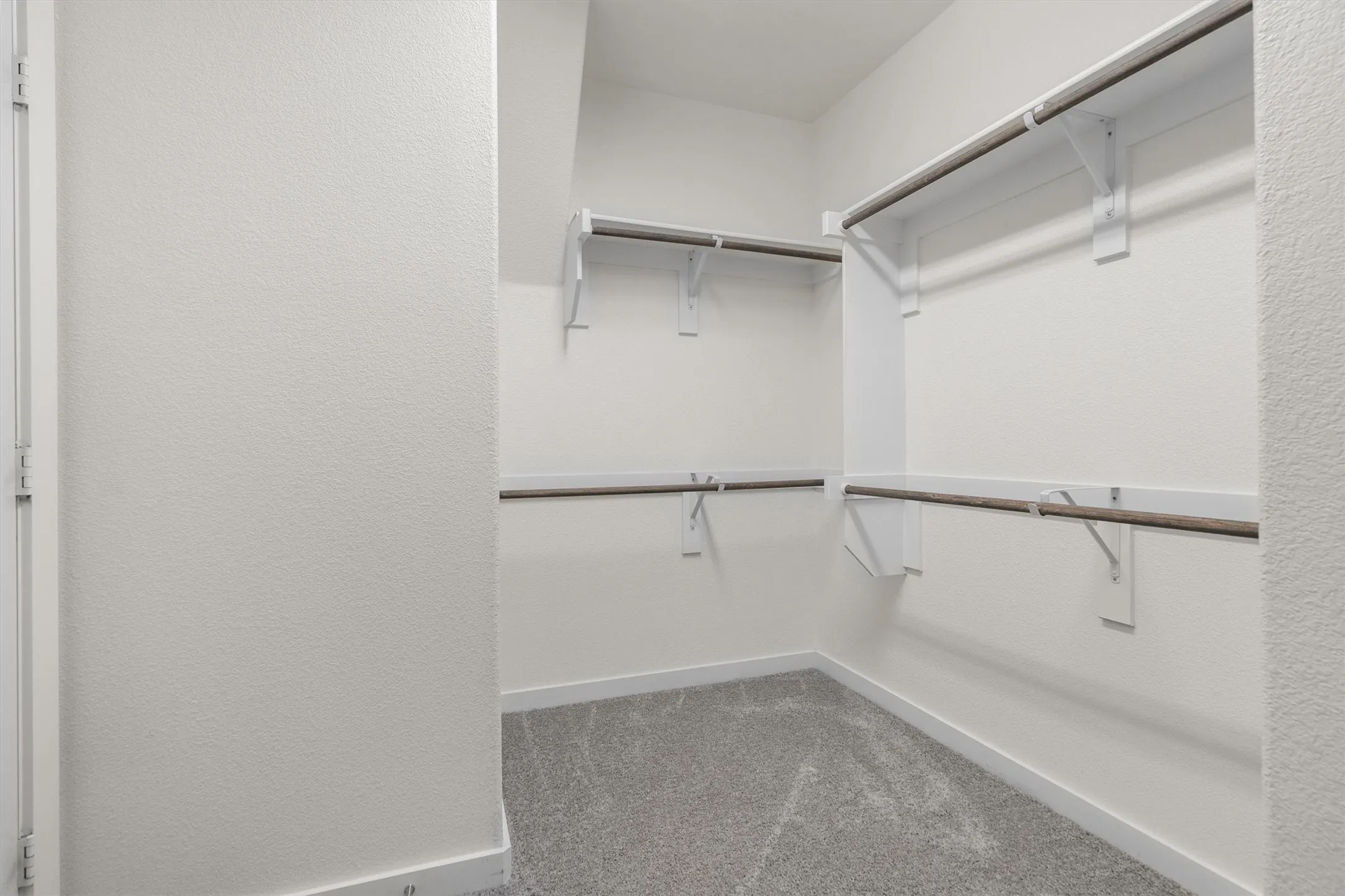 Single Family Residence For Sale in Denton County , 14613 Martin Creek Cove, Fort Worth, Texas 76262, 4 Bedroom, 3 Bathroom, 2 Garage spaces, 2,449 Sqft, built in 2019, mls#21286990, Real Estate Agent in Fort Worth, Homes For Sale in Denton county, Homes For Sale in Fort Worth, Realtor in Fort Worth Texas, Real Estate Brokerage Independent Realty Texas, Luminita Cordes Realtor