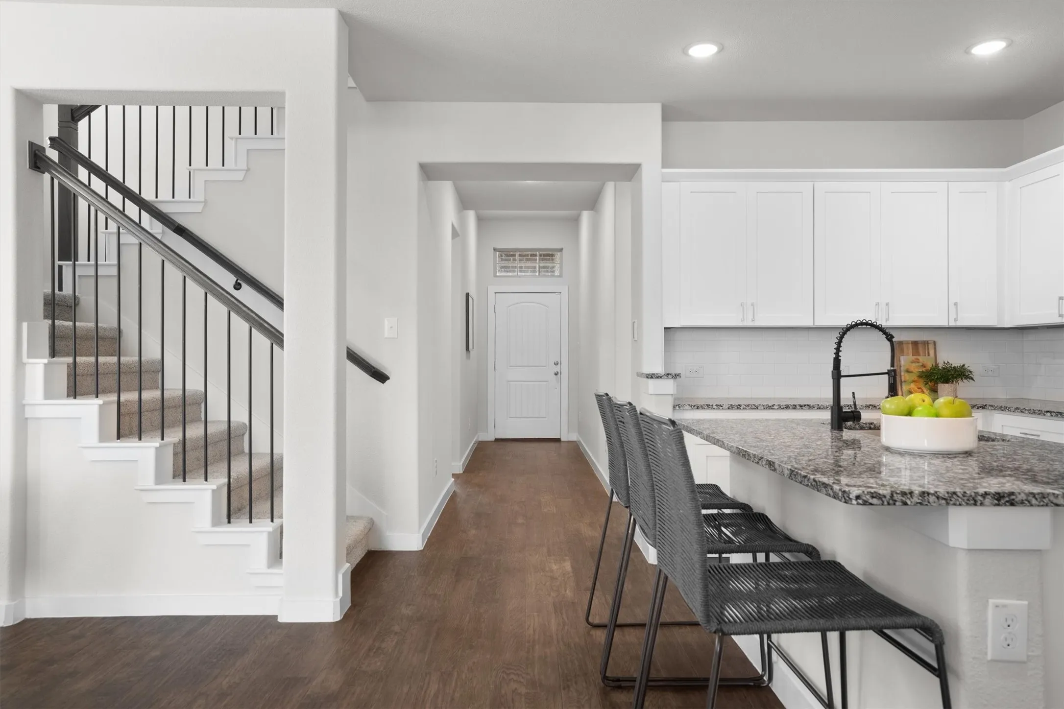 Single Family Residence For Sale in Denton County , 14613 Martin Creek Cove, Fort Worth, Texas 76262, 4 Bedroom, 3 Bathroom, 2 Garage spaces, 2,449 Sqft, built in 2019, mls#21286990, Real Estate Agent in Fort Worth, Homes For Sale in Denton county, Homes For Sale in Fort Worth, Realtor in Fort Worth Texas, Real Estate Brokerage Independent Realty Texas, Luminita Cordes Realtor