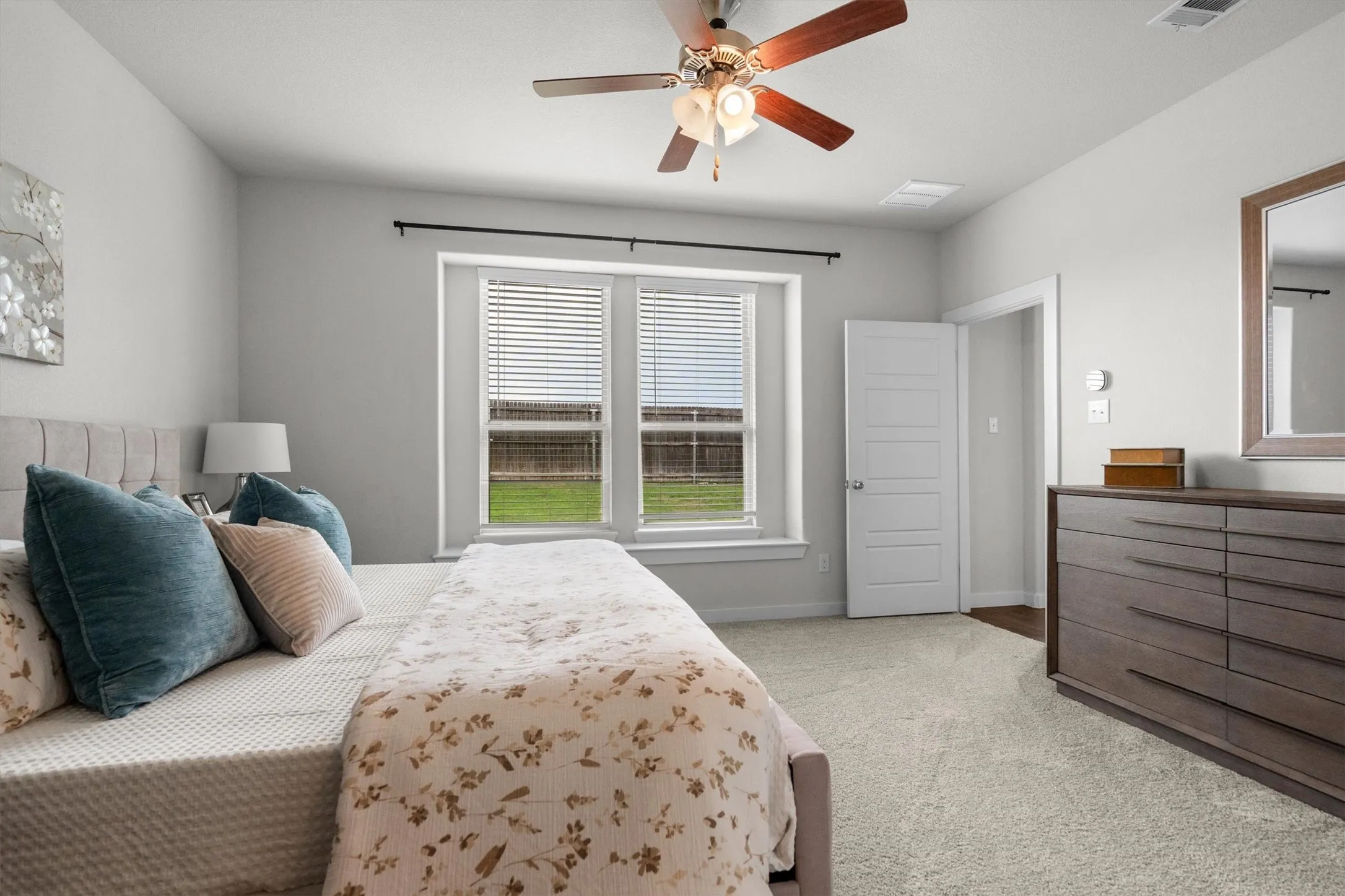 Single Family Residence For Sale in Denton County , 14613 Martin Creek Cove, Fort Worth, Texas 76262, 4 Bedroom, 3 Bathroom, 2 Garage spaces, 2,449 Sqft, built in 2019, mls#21286990, Real Estate Agent in Fort Worth, Homes For Sale in Denton county, Homes For Sale in Fort Worth, Realtor in Fort Worth Texas, Real Estate Brokerage Independent Realty Texas, Luminita Cordes Realtor