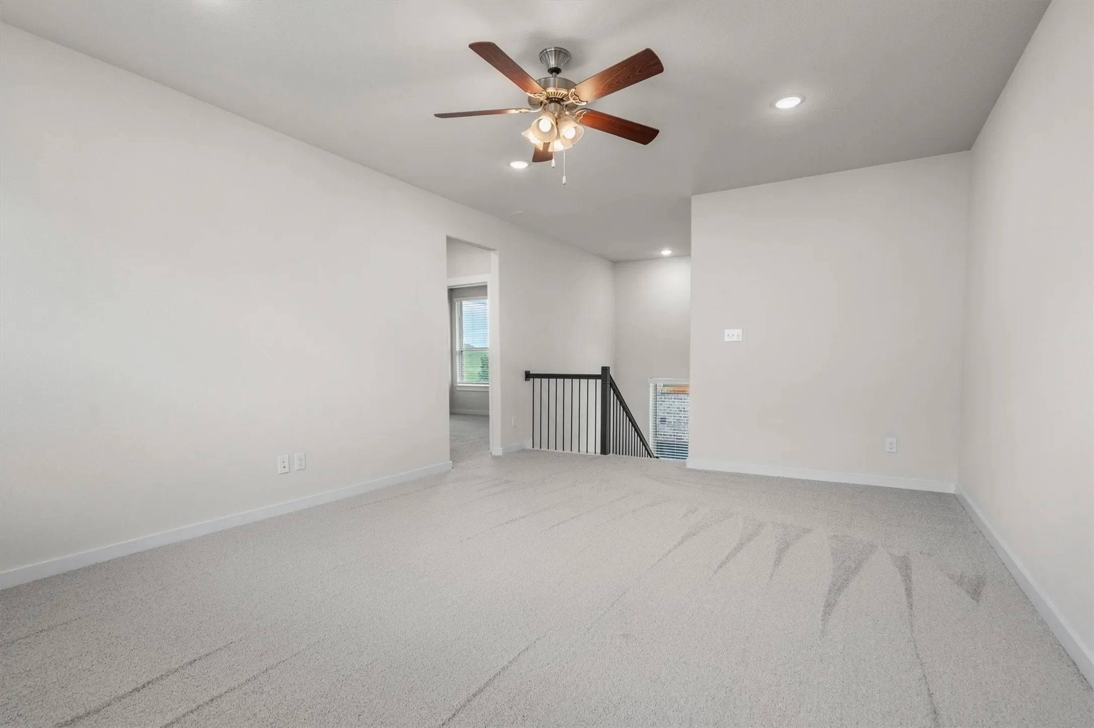 Single Family Residence For Sale in Denton County , 14613 Martin Creek Cove, Fort Worth, Texas 76262, 4 Bedroom, 3 Bathroom, 2 Garage spaces, 2,449 Sqft, built in 2019, mls#21286990, Real Estate Agent in Fort Worth, Homes For Sale in Denton county, Homes For Sale in Fort Worth, Realtor in Fort Worth Texas, Real Estate Brokerage Independent Realty Texas, Luminita Cordes Realtor