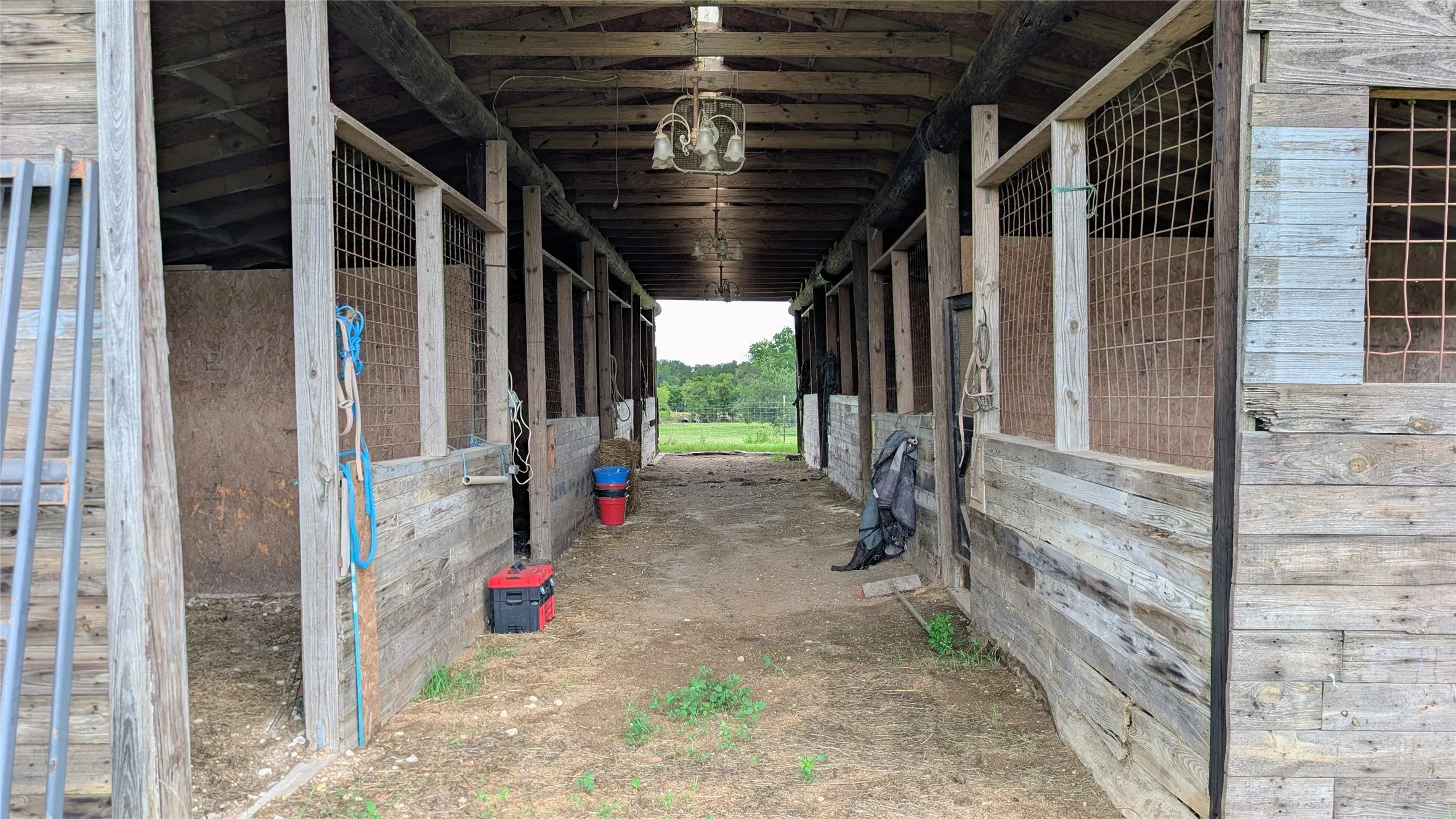 Farm For Sale in Milam County , 458 Fm 1600, Cameron, Texas 76520, 3 Bedroom, 2 Bathroom, Garage spaces, 1,860 Sqft, built in 2015, Price $775,000, mls#21296164, Real Estate Agent in Cameron, Homes For Sale in Milam county, Homes For Sale in Cameron, Realtor in Cameron Texas, Real Estate Brokerage Independent Realty Texas, Luminita Cordes Realtor