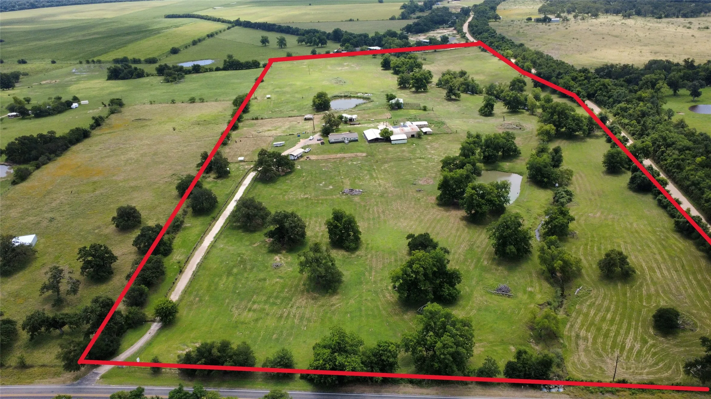 Farm For Sale in Milam County , 458 Fm 1600, Cameron, Texas 76520, 3 Bedroom, 2 Bathroom, Garage spaces, 1,860 Sqft, built in 2015, Price $775,000, mls#21296164, Real Estate Agent in Cameron, Homes For Sale in Milam county, Homes For Sale in Cameron, Realtor in Cameron Texas, Real Estate Brokerage Independent Realty Texas, Luminita Cordes Realtor