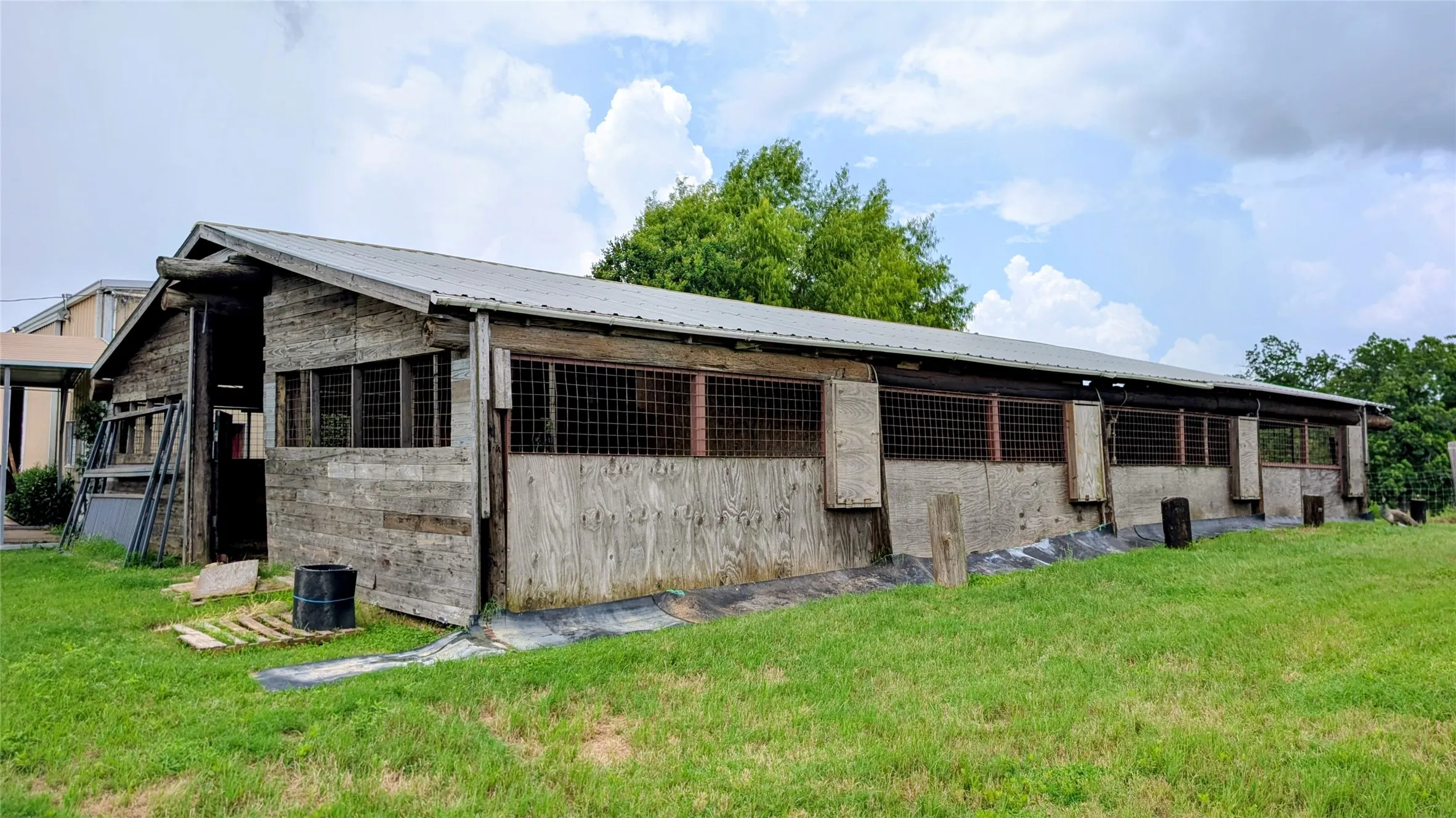 Farm For Sale in Milam County , 458 Fm 1600, Cameron, Texas 76520, 3 Bedroom, 2 Bathroom, Garage spaces, 1,860 Sqft, built in 2015, Price $775,000, mls#21296164, Real Estate Agent in Cameron, Homes For Sale in Milam county, Homes For Sale in Cameron, Realtor in Cameron Texas, Real Estate Brokerage Independent Realty Texas, Luminita Cordes Realtor