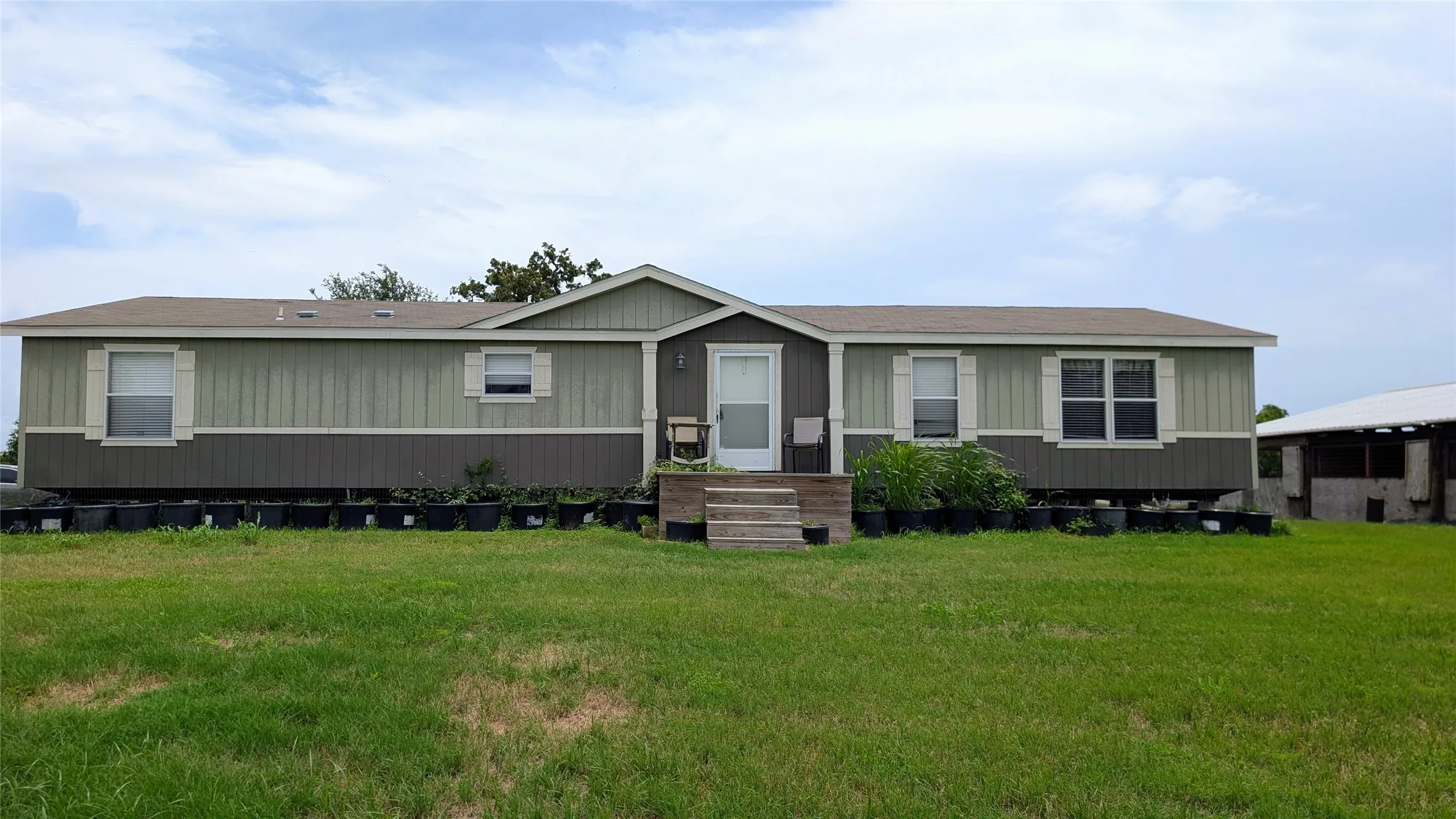 Farm For Sale in Milam County , 458 Fm 1600, Cameron, Texas 76520, 3 Bedroom, 2 Bathroom, Garage spaces, 1,860 Sqft, built in 2015, Price $775,000, mls#21296164, Real Estate Agent in Cameron, Homes For Sale in Milam county, Homes For Sale in Cameron, Realtor in Cameron Texas, Real Estate Brokerage Independent Realty Texas, Luminita Cordes Realtor