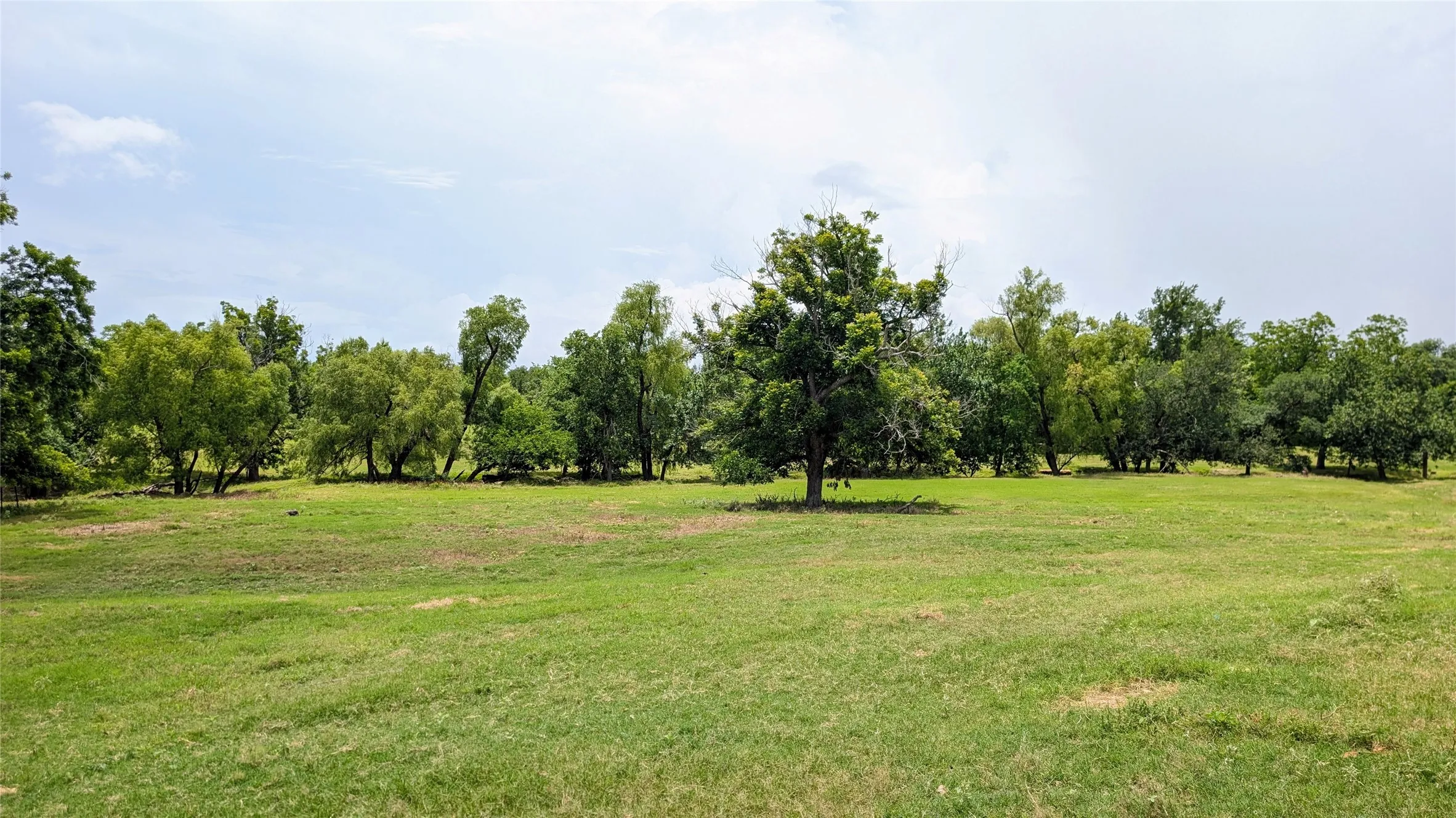 Farm For Sale in Milam County , 458 Fm 1600, Cameron, Texas 76520, 3 Bedroom, 2 Bathroom, Garage spaces, 1,860 Sqft, built in 2015, Price $775,000, mls#21296164, Real Estate Agent in Cameron, Homes For Sale in Milam county, Homes For Sale in Cameron, Realtor in Cameron Texas, Real Estate Brokerage Independent Realty Texas, Luminita Cordes Realtor