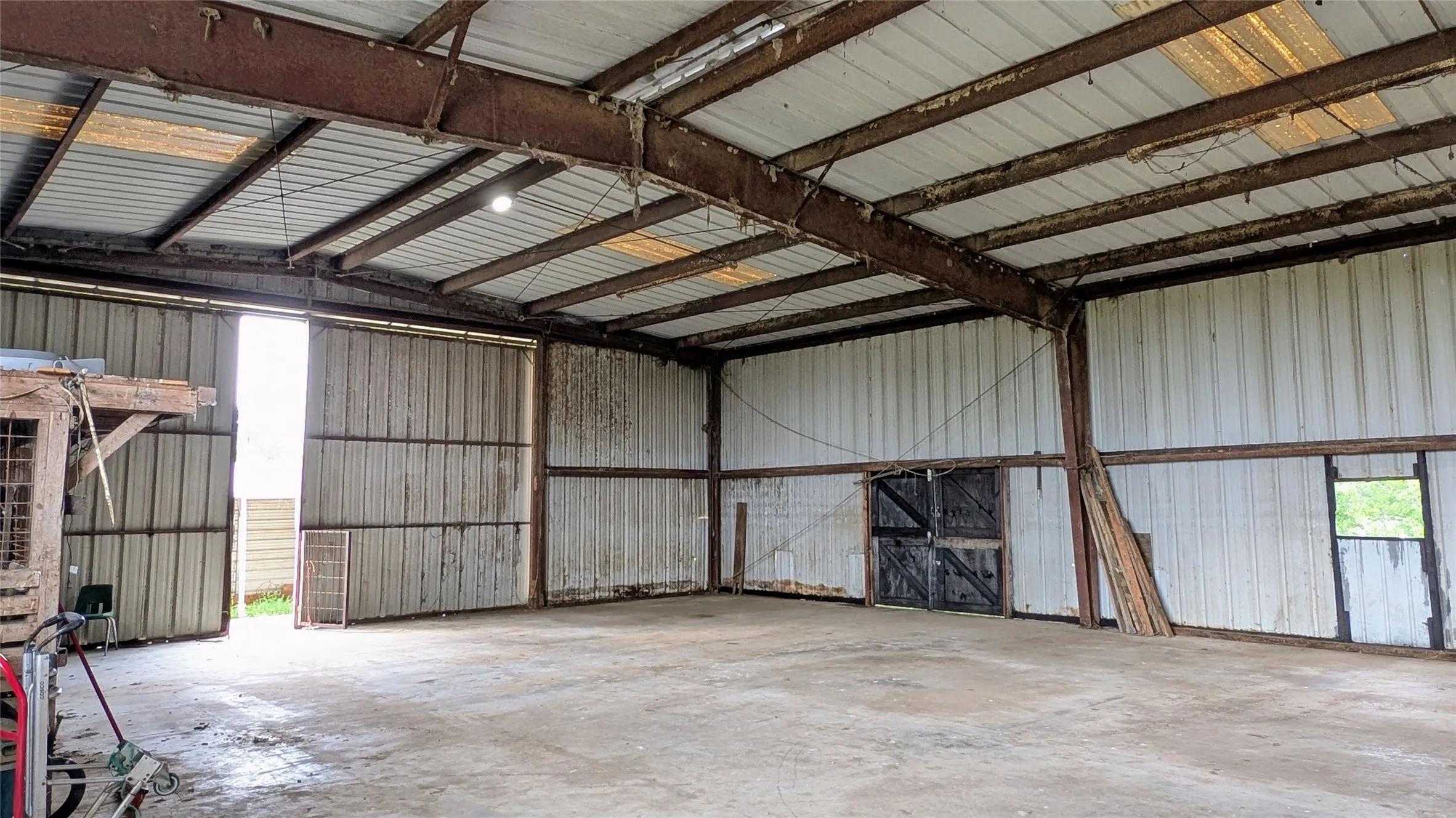 Farm For Sale in Milam County , 458 Fm 1600, Cameron, Texas 76520, 3 Bedroom, 2 Bathroom, Garage spaces, 1,860 Sqft, built in 2015, Price $775,000, mls#21296164, Real Estate Agent in Cameron, Homes For Sale in Milam county, Homes For Sale in Cameron, Realtor in Cameron Texas, Real Estate Brokerage Independent Realty Texas, Luminita Cordes Realtor