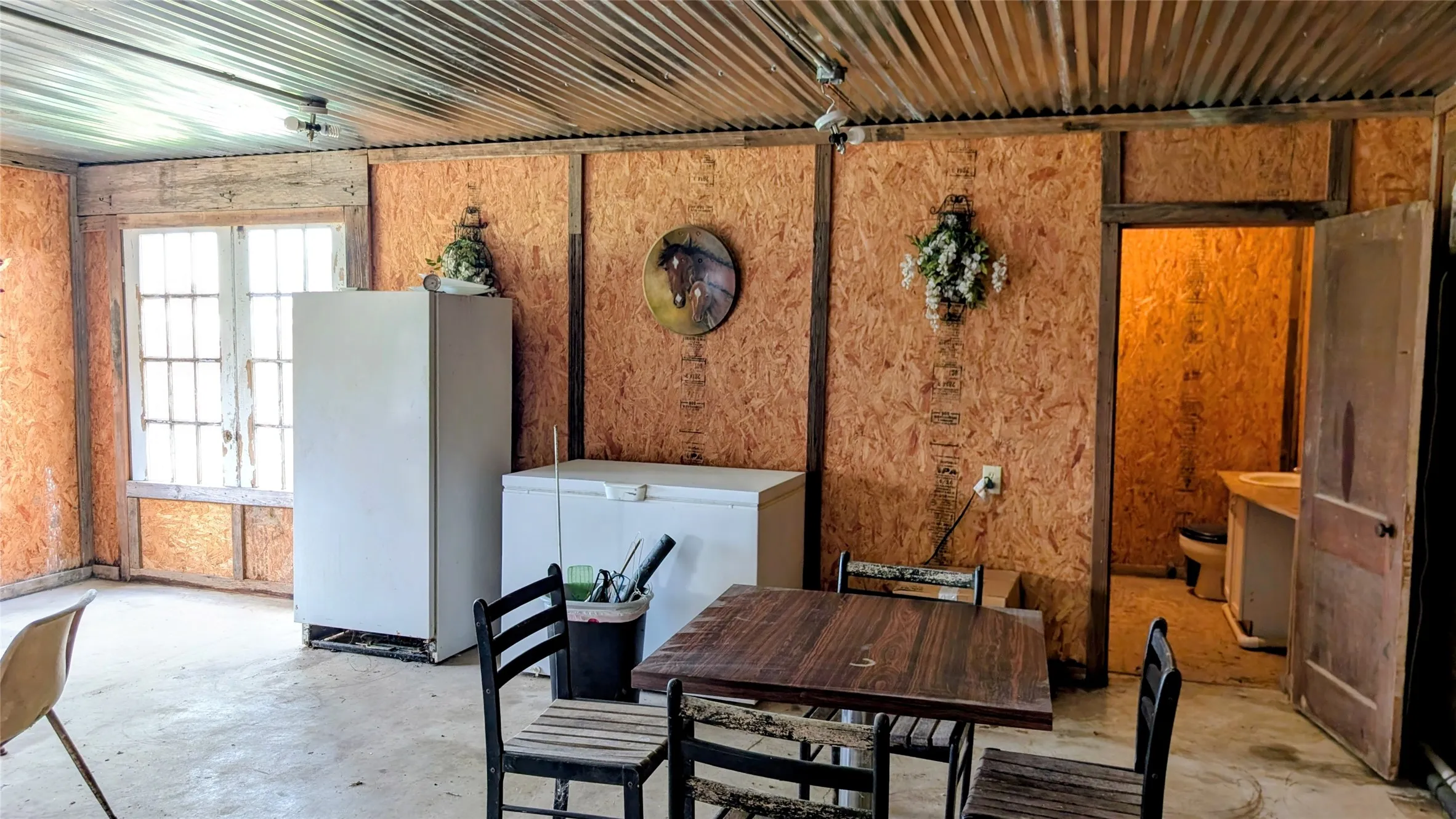 Farm For Sale in Milam County , 458 Fm 1600, Cameron, Texas 76520, 3 Bedroom, 2 Bathroom, Garage spaces, 1,860 Sqft, built in 2015, Price $775,000, mls#21296164, Real Estate Agent in Cameron, Homes For Sale in Milam county, Homes For Sale in Cameron, Realtor in Cameron Texas, Real Estate Brokerage Independent Realty Texas, Luminita Cordes Realtor