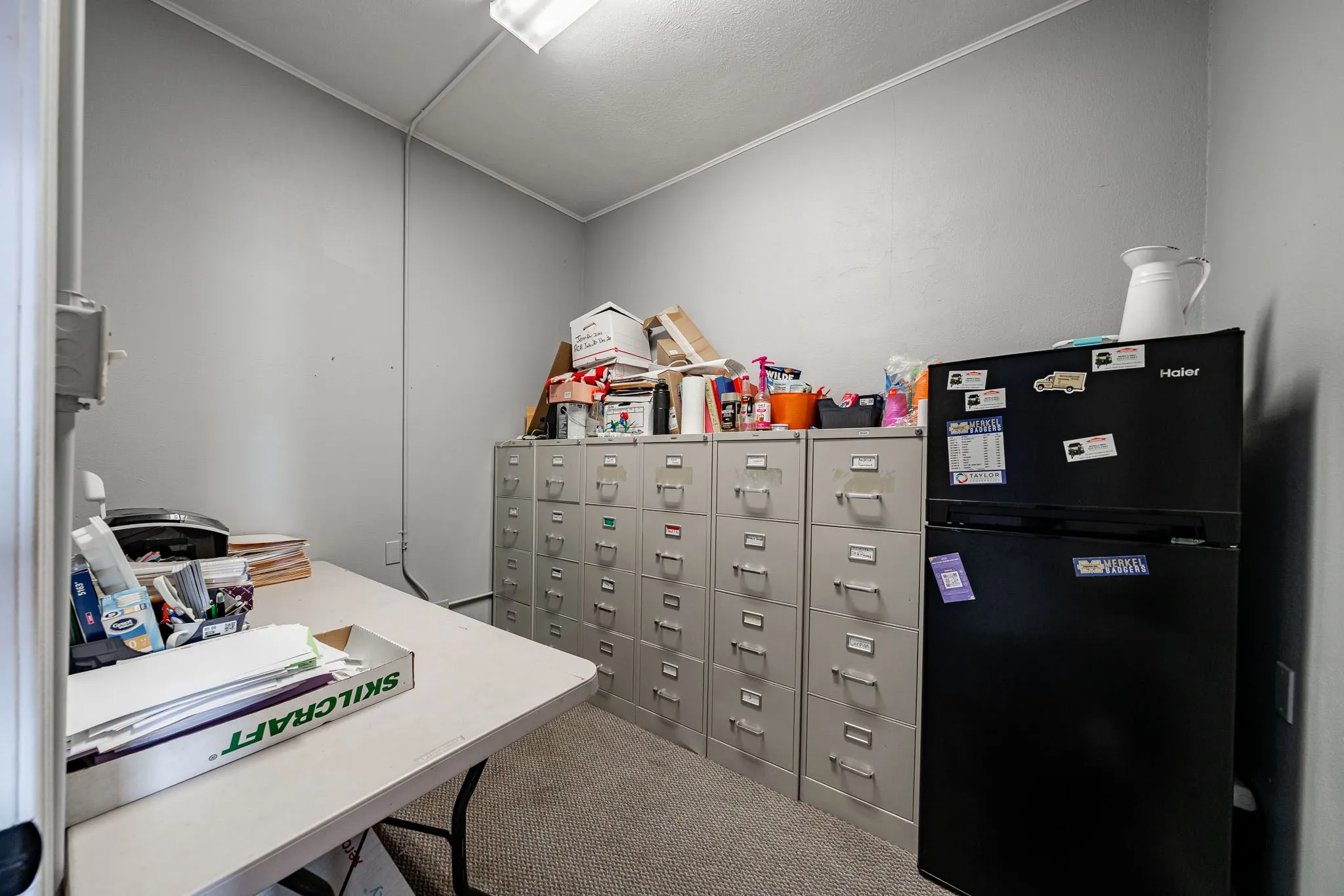 Can be used as office or storage area. closed door for added security