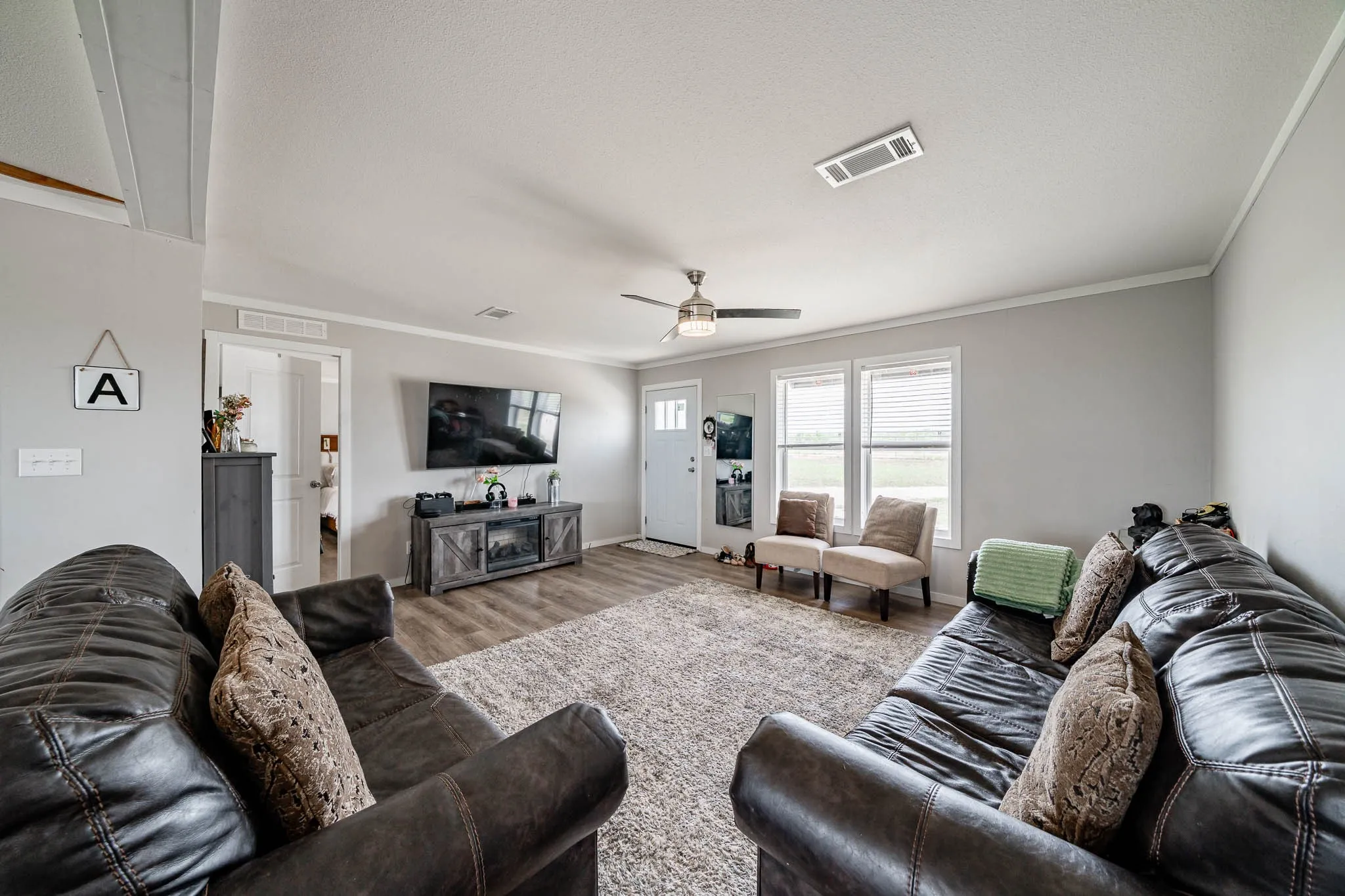 Mobile Home For Sale in Jones County , 9825 County Road 452, Merkel, Texas 79536, 4 Bedroom, 2 Bathroom, Garage spaces, 2,280 Sqft, built in 2025, mls#21296217, Real Estate Agent in Merkel, Homes For Sale in Jones county, Homes For Sale in Merkel, Realtor in Merkel Texas, Real Estate Brokerage Independent Realty Texas, Luminita Cordes Realtor