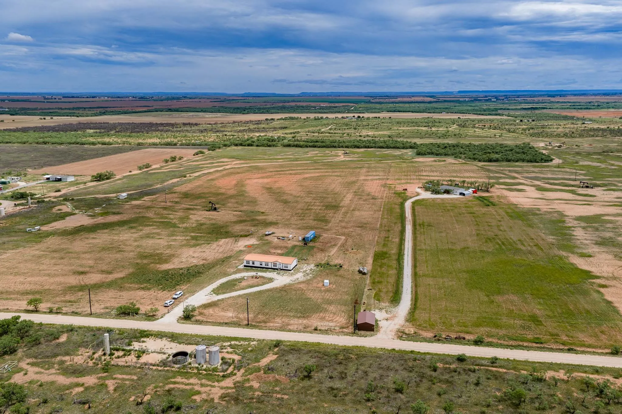 Mobile Home For Sale in Jones County , 9825 County Road 452, Merkel, Texas 79536, 4 Bedroom, 2 Bathroom, Garage spaces, 2,280 Sqft, built in 2025, mls#21296217, Real Estate Agent in Merkel, Homes For Sale in Jones county, Homes For Sale in Merkel, Realtor in Merkel Texas, Real Estate Brokerage Independent Realty Texas, Luminita Cordes Realtor