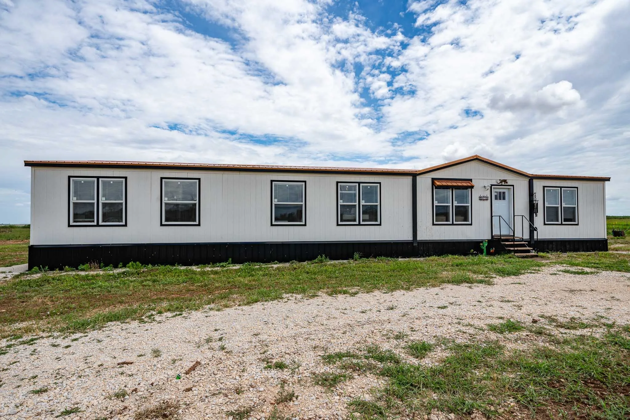 Mobile Home For Sale in Jones County , 9825 County Road 452, Merkel, Texas 79536, 4 Bedroom, 2 Bathroom, Garage spaces, 2,280 Sqft, built in 2025, mls#21296217, Real Estate Agent in Merkel, Homes For Sale in Jones county, Homes For Sale in Merkel, Realtor in Merkel Texas, Real Estate Brokerage Independent Realty Texas, Luminita Cordes Realtor