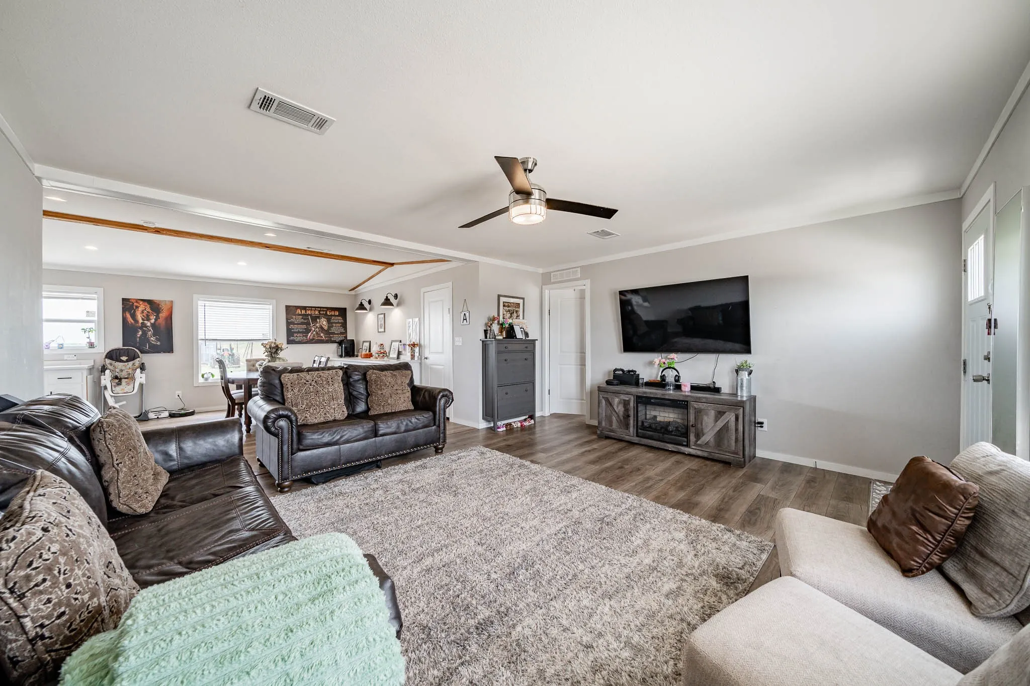 Mobile Home For Sale in Jones County , 9825 County Road 452, Merkel, Texas 79536, 4 Bedroom, 2 Bathroom, Garage spaces, 2,280 Sqft, built in 2025, mls#21296217, Real Estate Agent in Merkel, Homes For Sale in Jones county, Homes For Sale in Merkel, Realtor in Merkel Texas, Real Estate Brokerage Independent Realty Texas, Luminita Cordes Realtor