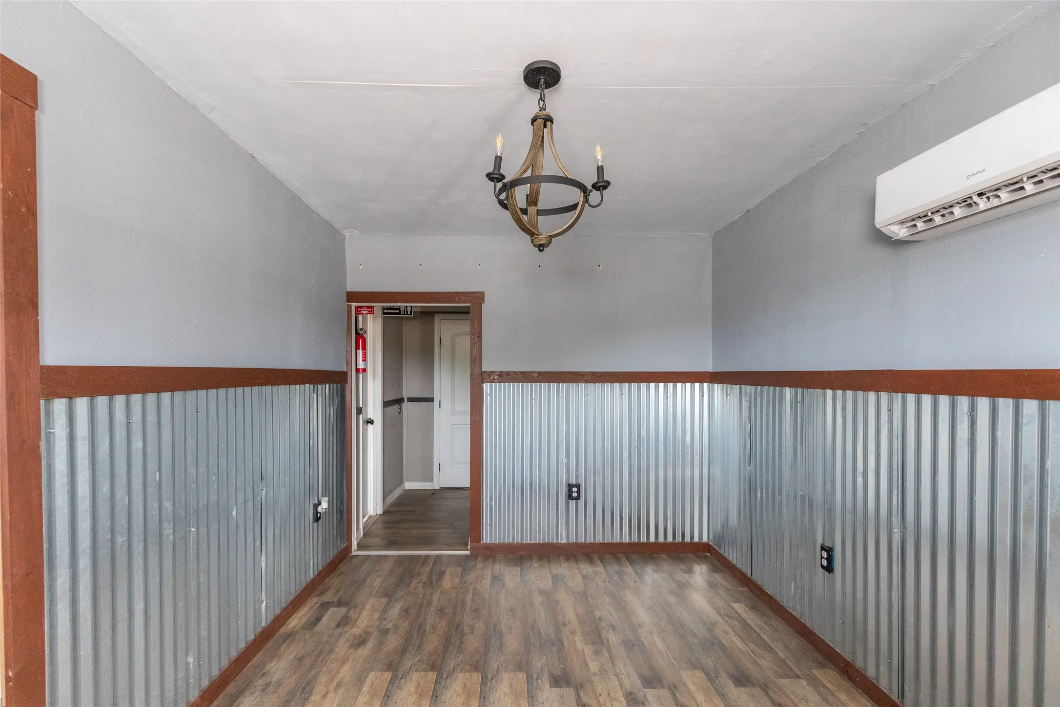 Retail For Sale in Taylor County , 4840 N 10th Street, Abilene, Texas 79603, 0, 0, Garage spaces, 1,200 Sqft, built in 2023, mls#21293365, Real Estate Agent in Abilene, Homes For Sale in Taylor county, Homes For Sale in Abilene, Realtor in Abilene Texas, Real Estate Brokerage Independent Realty Texas, Luminita Cordes Realtor
