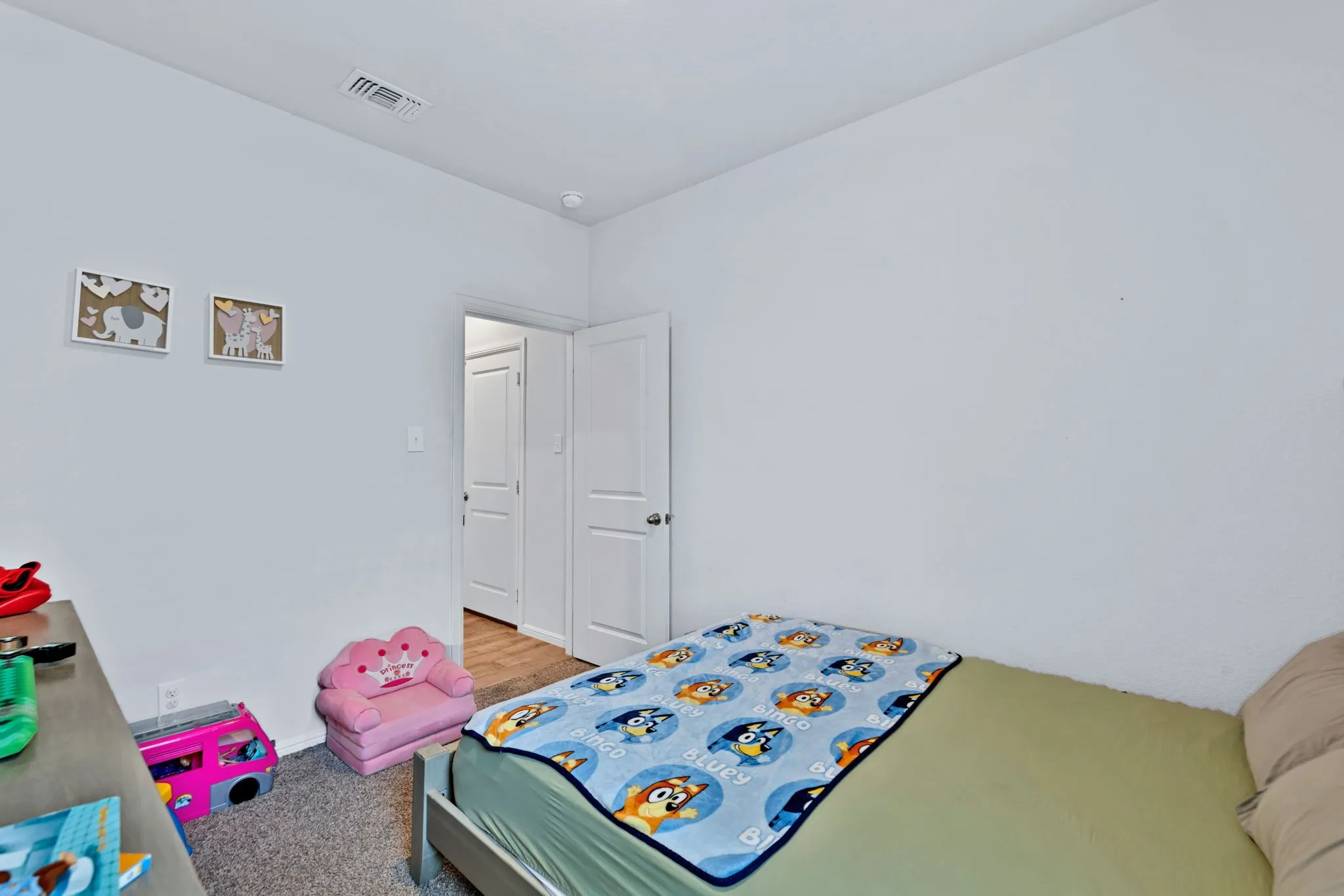 Single Family Residence For Sale in Tarrant County , 8413 Wildwest Drive, Fort Worth, Texas 76131, 4 Bedroom, 2 Bathroom, 2 Garage spaces, 1,825 Sqft, built in 2022, mls#21296227, Real Estate Agent in Fort Worth, Homes For Sale in Tarrant county, Homes For Sale in Fort Worth, Realtor in Fort Worth Texas, Real Estate Brokerage Independent Realty Texas, Luminita Cordes Realtor