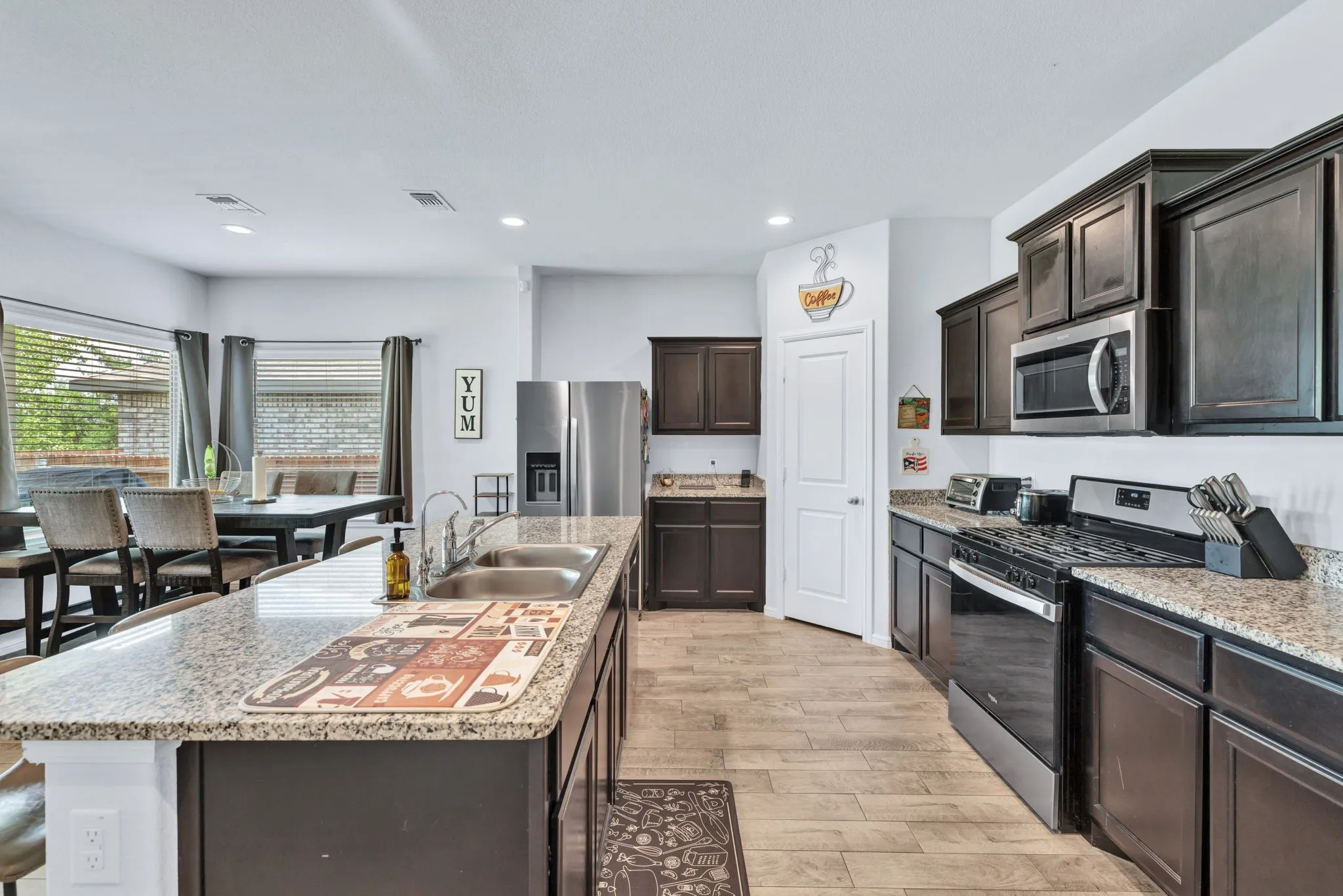 Single Family Residence For Sale in Tarrant County , 8413 Wildwest Drive, Fort Worth, Texas 76131, 4 Bedroom, 2 Bathroom, 2 Garage spaces, 1,825 Sqft, built in 2022, mls#21296227, Real Estate Agent in Fort Worth, Homes For Sale in Tarrant county, Homes For Sale in Fort Worth, Realtor in Fort Worth Texas, Real Estate Brokerage Independent Realty Texas, Luminita Cordes Realtor
