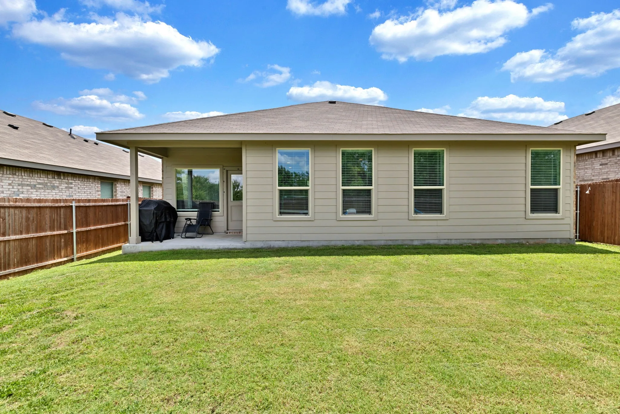 Single Family Residence For Sale in Tarrant County , 8413 Wildwest Drive, Fort Worth, Texas 76131, 4 Bedroom, 2 Bathroom, 2 Garage spaces, 1,825 Sqft, built in 2022, mls#21296227, Real Estate Agent in Fort Worth, Homes For Sale in Tarrant county, Homes For Sale in Fort Worth, Realtor in Fort Worth Texas, Real Estate Brokerage Independent Realty Texas, Luminita Cordes Realtor