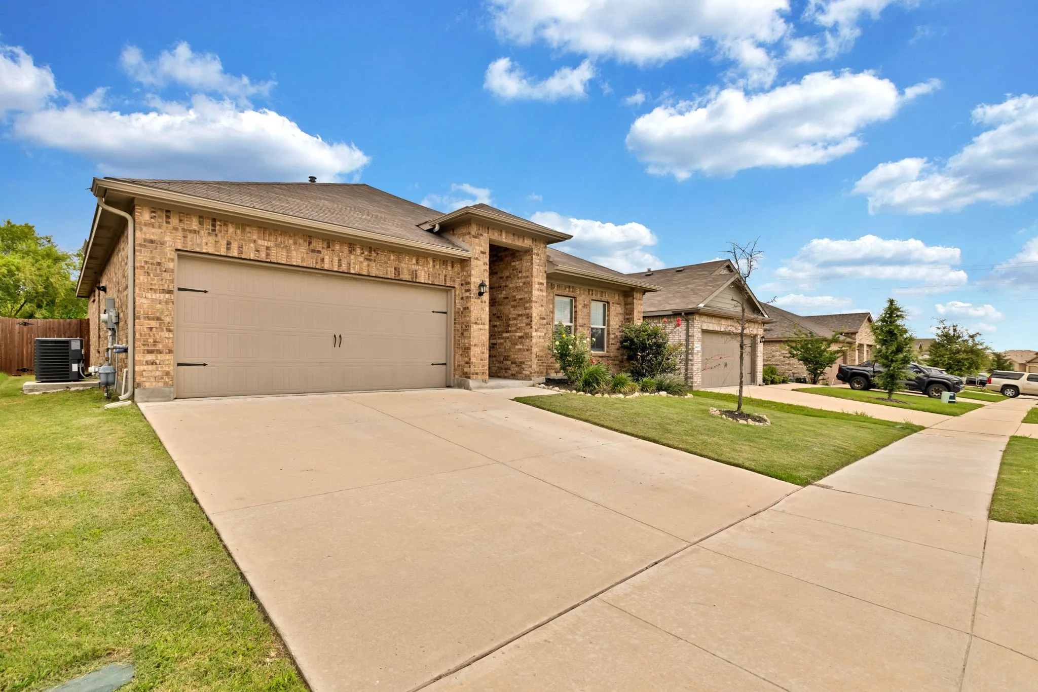 Single Family Residence For Sale in Tarrant County , 8413 Wildwest Drive, Fort Worth, Texas 76131, 4 Bedroom, 2 Bathroom, 2 Garage spaces, 1,825 Sqft, built in 2022, mls#21296227, Real Estate Agent in Fort Worth, Homes For Sale in Tarrant county, Homes For Sale in Fort Worth, Realtor in Fort Worth Texas, Real Estate Brokerage Independent Realty Texas, Luminita Cordes Realtor