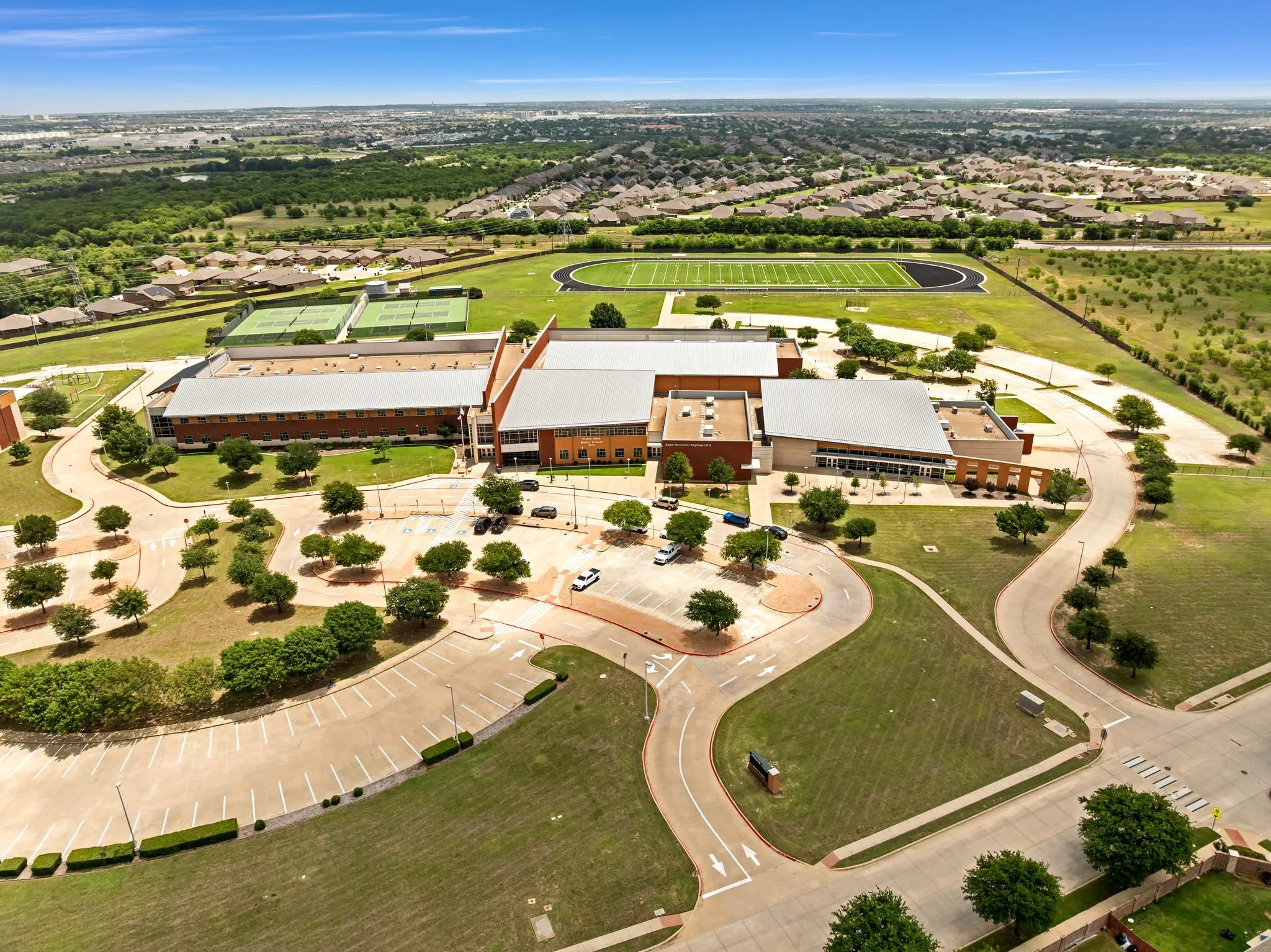 Single Family Residence For Sale in Tarrant County , 8413 Wildwest Drive, Fort Worth, Texas 76131, 4 Bedroom, 2 Bathroom, 2 Garage spaces, 1,825 Sqft, built in 2022, mls#21296227, Real Estate Agent in Fort Worth, Homes For Sale in Tarrant county, Homes For Sale in Fort Worth, Realtor in Fort Worth Texas, Real Estate Brokerage Independent Realty Texas, Luminita Cordes Realtor
