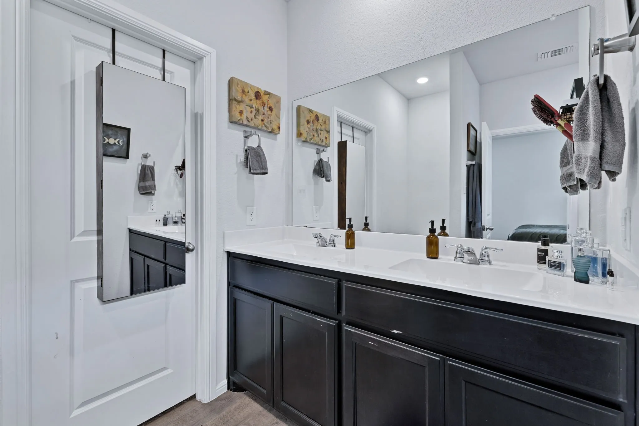 Single Family Residence For Sale in Tarrant County , 8413 Wildwest Drive, Fort Worth, Texas 76131, 4 Bedroom, 2 Bathroom, 2 Garage spaces, 1,825 Sqft, built in 2022, mls#21296227, Real Estate Agent in Fort Worth, Homes For Sale in Tarrant county, Homes For Sale in Fort Worth, Realtor in Fort Worth Texas, Real Estate Brokerage Independent Realty Texas, Luminita Cordes Realtor