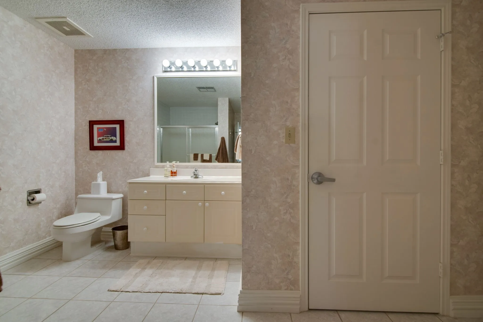 Condominium For Sale in Denton County , 3575 Lone Star Circle 605, Fort Worth, Texas 76177, 2 Bedroom, 2 Bathroom, 2 Garage spaces, 1,550 Sqft, built in 1997, mls#21280579, Real Estate Agent in Fort Worth, Homes For Sale in Denton county, Homes For Sale in Fort Worth, Realtor in Fort Worth Texas, Real Estate Brokerage Independent Realty Texas, Luminita Cordes Realtor