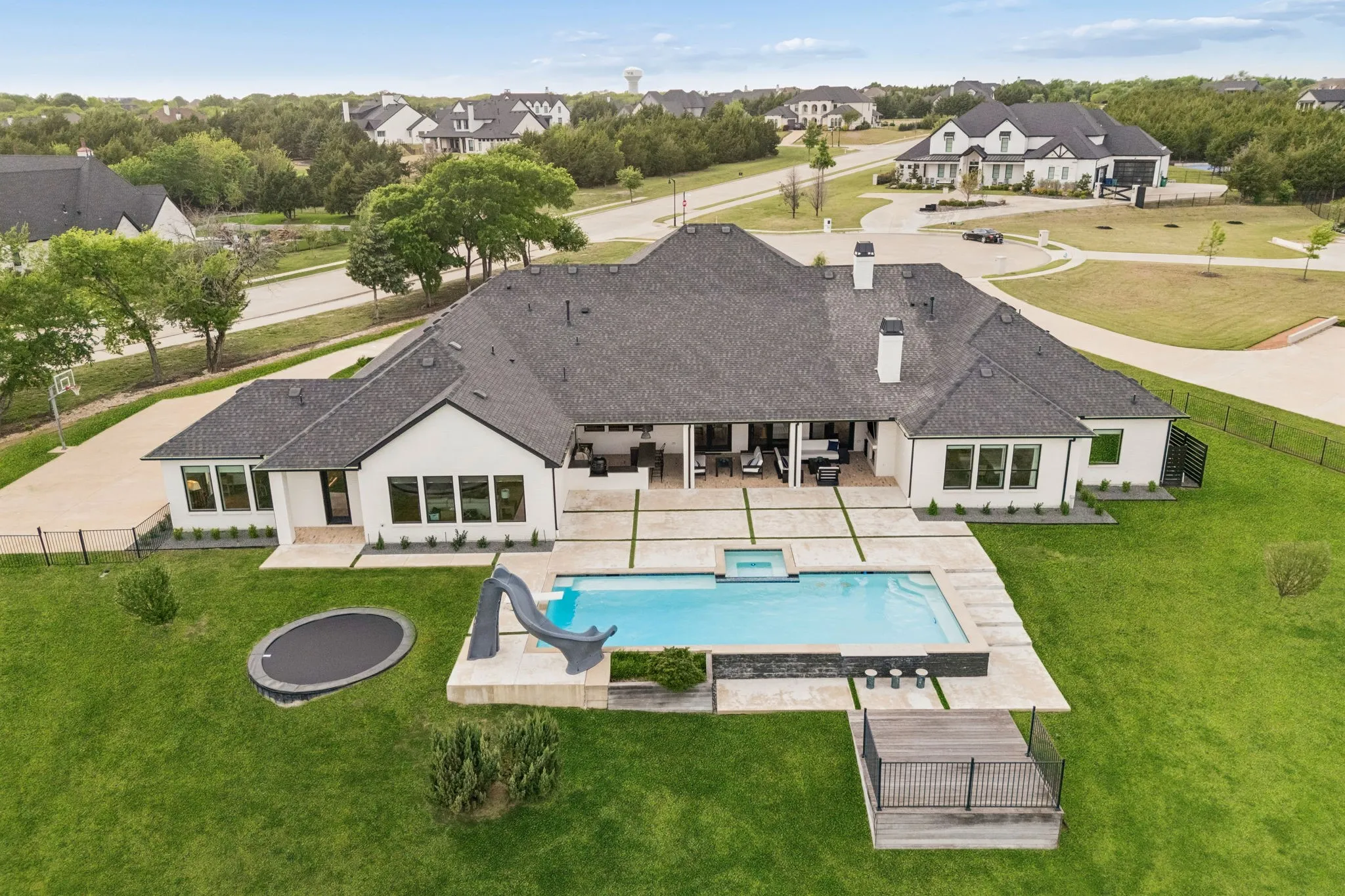 Single Family Residence For Sale in Rockwall County , 600 Chatham Hill, Heath, Texas 75032, 4 Bedroom, 5 Bathroom, 4 Garage spaces, 5,537 Sqft, built in 2019, mls#21295620, Real Estate Agent in Heath, Homes For Sale in Rockwall county, Homes For Sale in Heath, Realtor in Heath Texas, Real Estate Brokerage Independent Realty Texas, Luminita Cordes Realtor