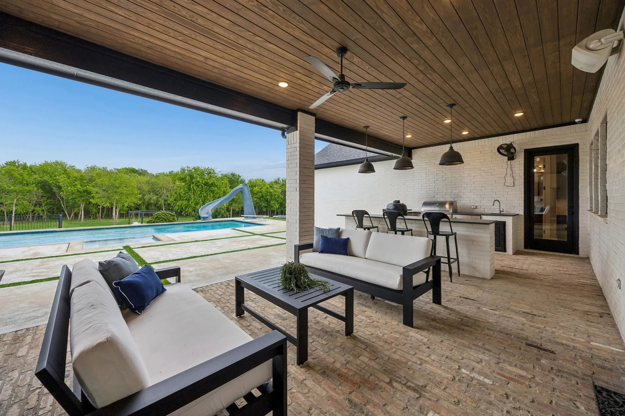 Single Family Residence For Sale in Rockwall County , 600 Chatham Hill, Heath, Texas 75032, 4 Bedroom, 5 Bathroom, 4 Garage spaces, 5,537 Sqft, built in 2019, mls#21295620, Real Estate Agent in Heath, Homes For Sale in Rockwall county, Homes For Sale in Heath, Realtor in Heath Texas, Real Estate Brokerage Independent Realty Texas, Luminita Cordes Realtor