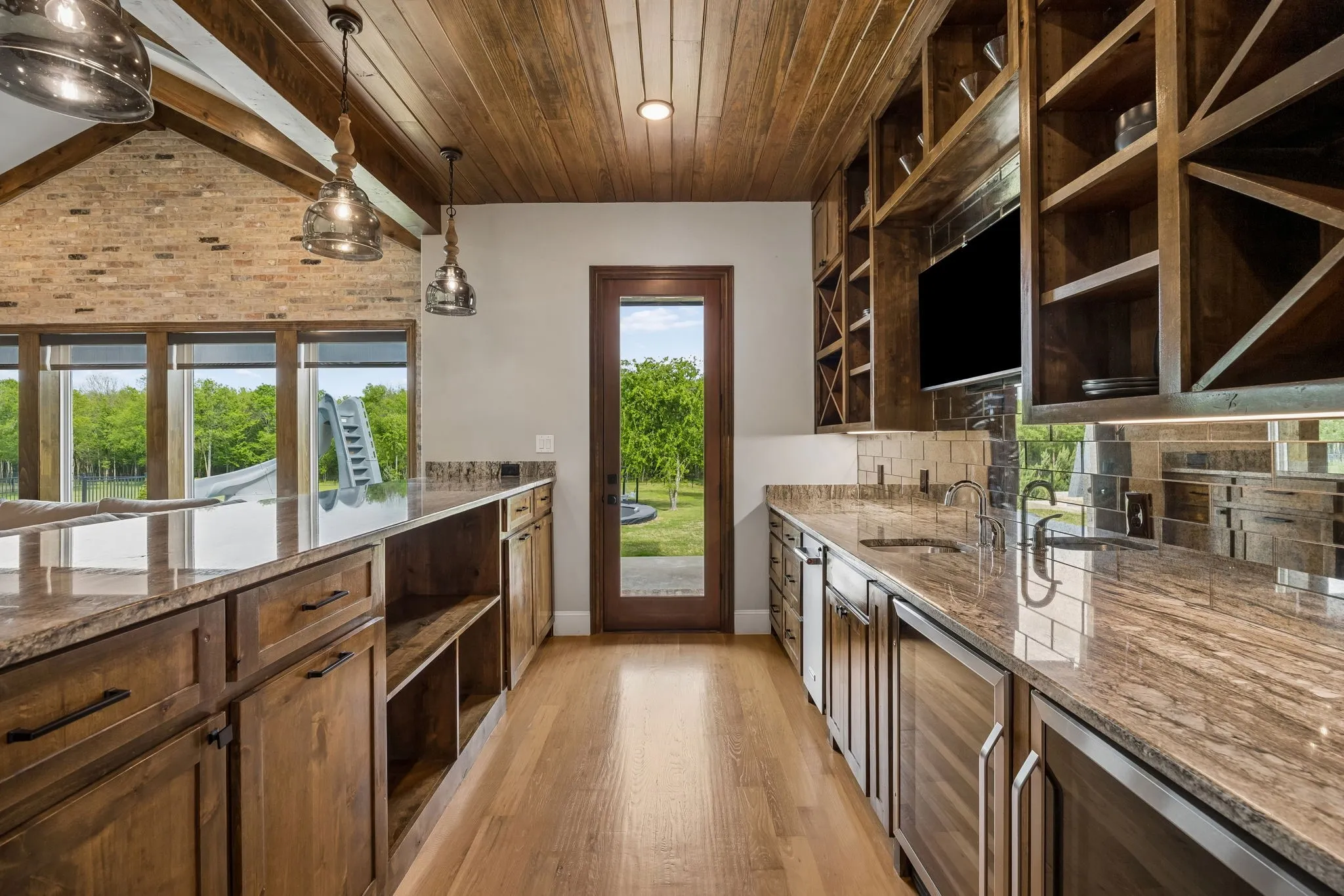 Single Family Residence For Sale in Rockwall County , 600 Chatham Hill, Heath, Texas 75032, 4 Bedroom, 5 Bathroom, 4 Garage spaces, 5,537 Sqft, built in 2019, mls#21295620, Real Estate Agent in Heath, Homes For Sale in Rockwall county, Homes For Sale in Heath, Realtor in Heath Texas, Real Estate Brokerage Independent Realty Texas, Luminita Cordes Realtor