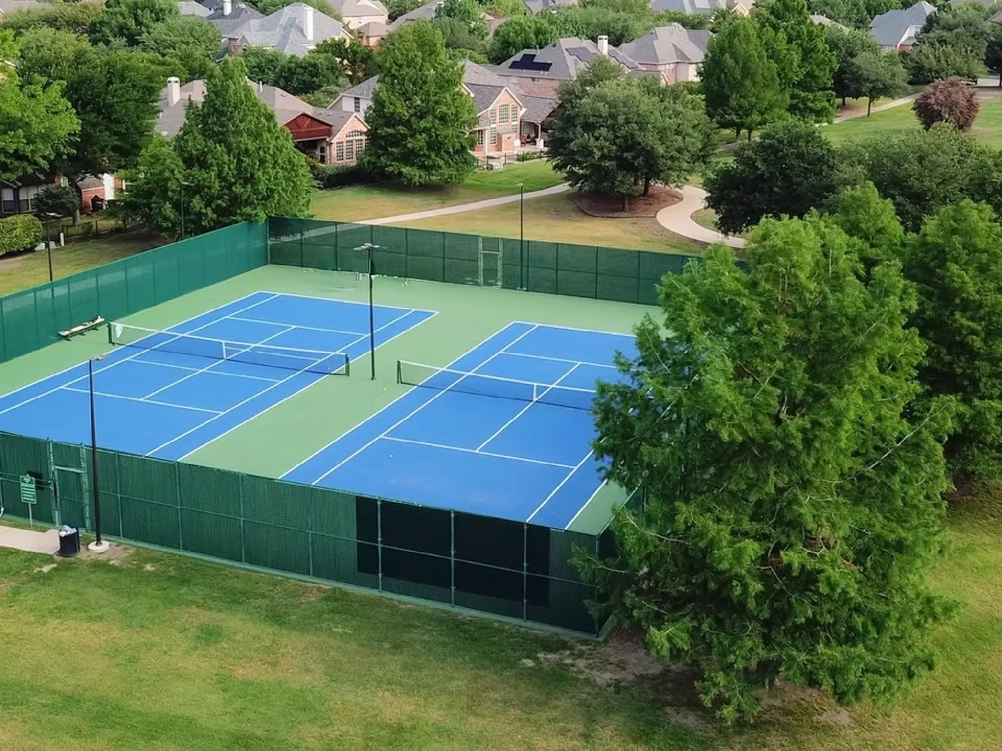 Single Family Residence For Sale in Denton County , 950 Gold Camp Road, Frisco, Texas 75033, 3 Bedroom, 2 Bathroom, 2 Garage spaces, 1,904 Sqft, built in 2003, mls#21288959, Real Estate Agent in Frisco, Homes For Sale in Denton county, Homes For Sale in Frisco, Realtor in Frisco Texas, Real Estate Brokerage Independent Realty Texas, Luminita Cordes Realtor