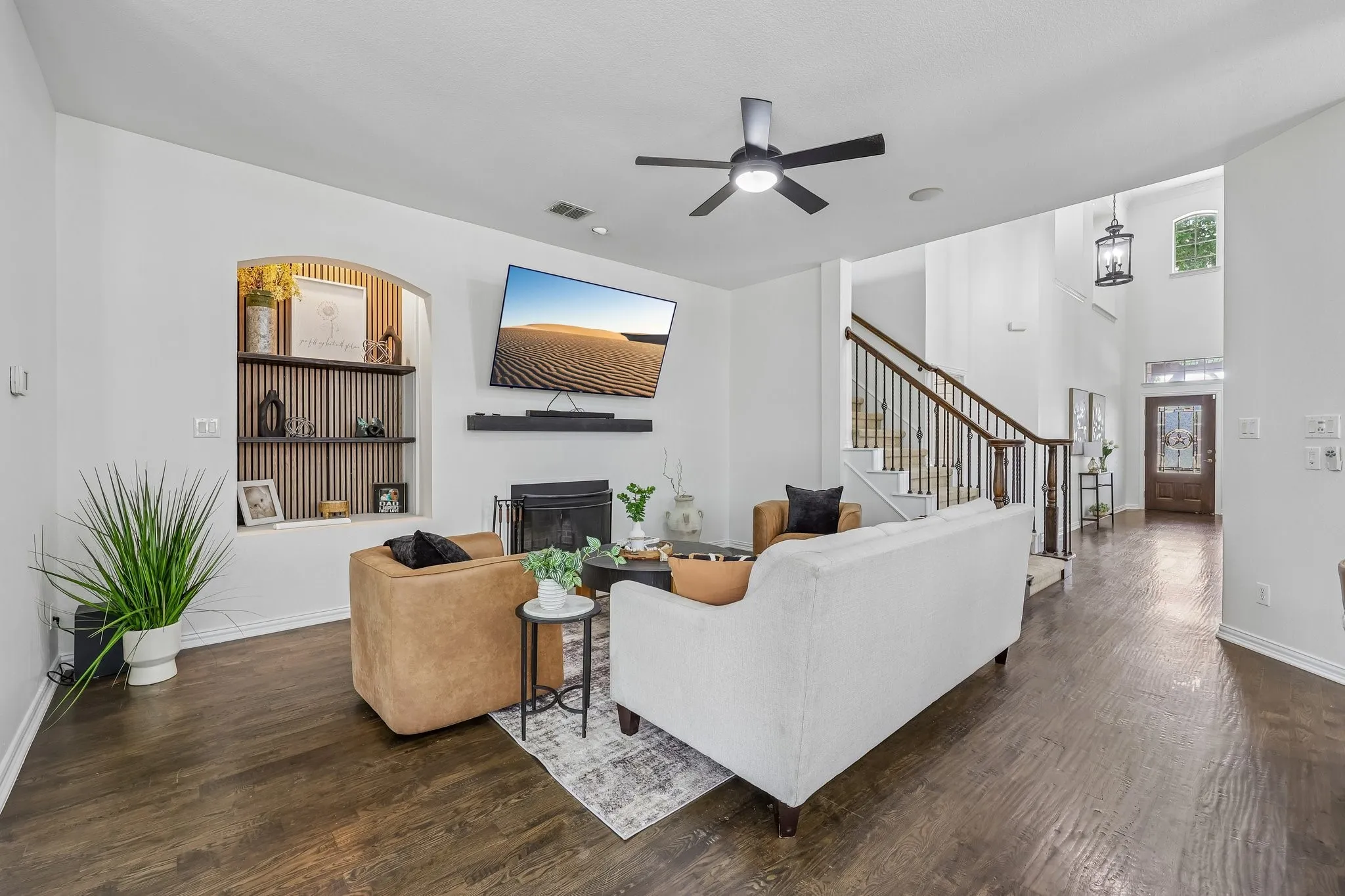 Single Family Residence For Sale in Collin County , 3301 Ski Lift Court, Mc Kinney, Texas 75070, 4 Bedroom, 4 Bathroom, 3 Garage spaces, 3,353 Sqft, built in 2006, mls#21293028, Real Estate Agent in Mc Kinney, Homes For Sale in Collin county, Homes For Sale in Mc Kinney, Realtor in Mc Kinney Texas, Real Estate Brokerage Independent Realty Texas, Luminita Cordes Realtor