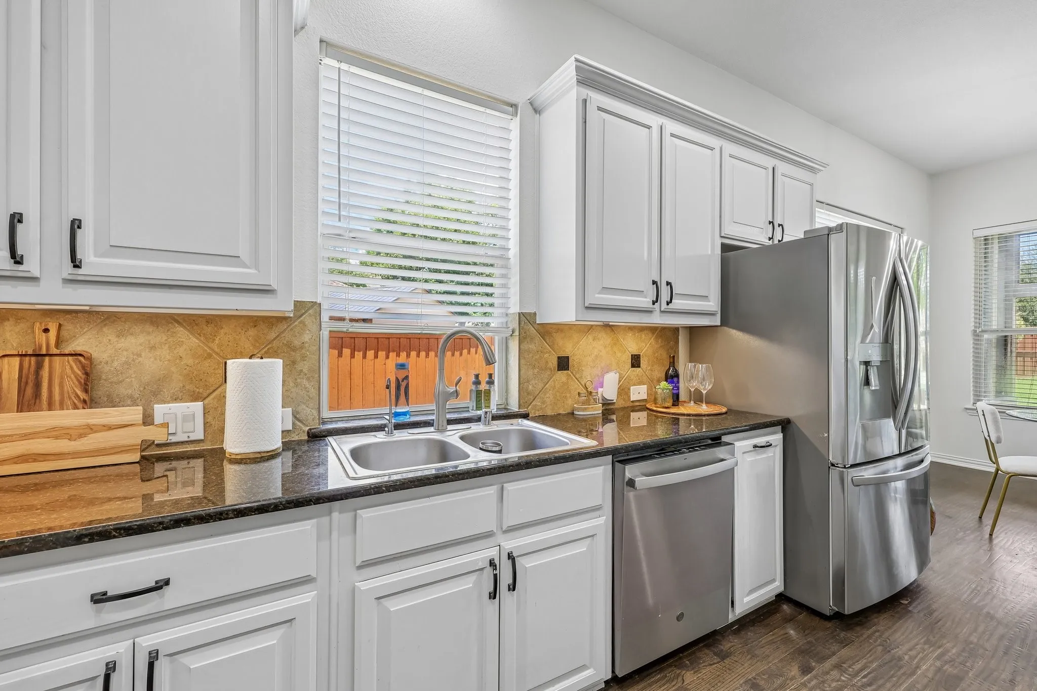 Single Family Residence For Sale in Collin County , 3301 Ski Lift Court, Mc Kinney, Texas 75070, 4 Bedroom, 4 Bathroom, 3 Garage spaces, 3,353 Sqft, built in 2006, mls#21293028, Real Estate Agent in Mc Kinney, Homes For Sale in Collin county, Homes For Sale in Mc Kinney, Realtor in Mc Kinney Texas, Real Estate Brokerage Independent Realty Texas, Luminita Cordes Realtor