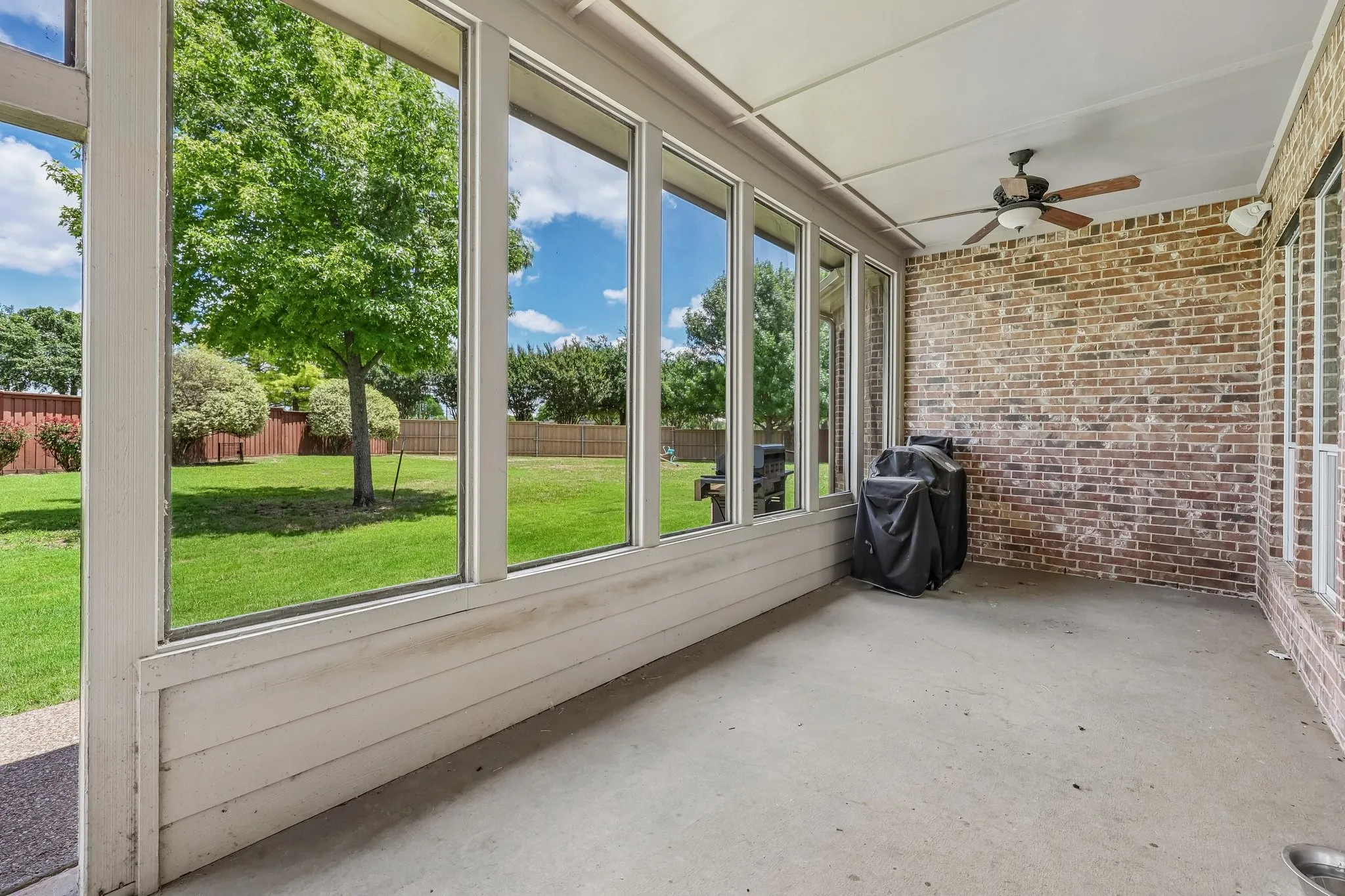 Single Family Residence For Sale in Collin County , 3301 Ski Lift Court, Mc Kinney, Texas 75070, 4 Bedroom, 4 Bathroom, 3 Garage spaces, 3,353 Sqft, built in 2006, mls#21293028, Real Estate Agent in Mc Kinney, Homes For Sale in Collin county, Homes For Sale in Mc Kinney, Realtor in Mc Kinney Texas, Real Estate Brokerage Independent Realty Texas, Luminita Cordes Realtor