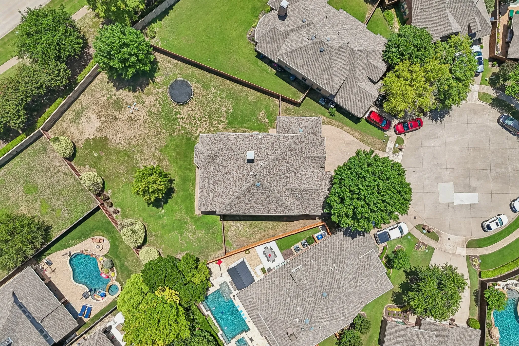 Single Family Residence For Sale in Collin County , 3301 Ski Lift Court, Mc Kinney, Texas 75070, 4 Bedroom, 4 Bathroom, 3 Garage spaces, 3,353 Sqft, built in 2006, mls#21293028, Real Estate Agent in Mc Kinney, Homes For Sale in Collin county, Homes For Sale in Mc Kinney, Realtor in Mc Kinney Texas, Real Estate Brokerage Independent Realty Texas, Luminita Cordes Realtor