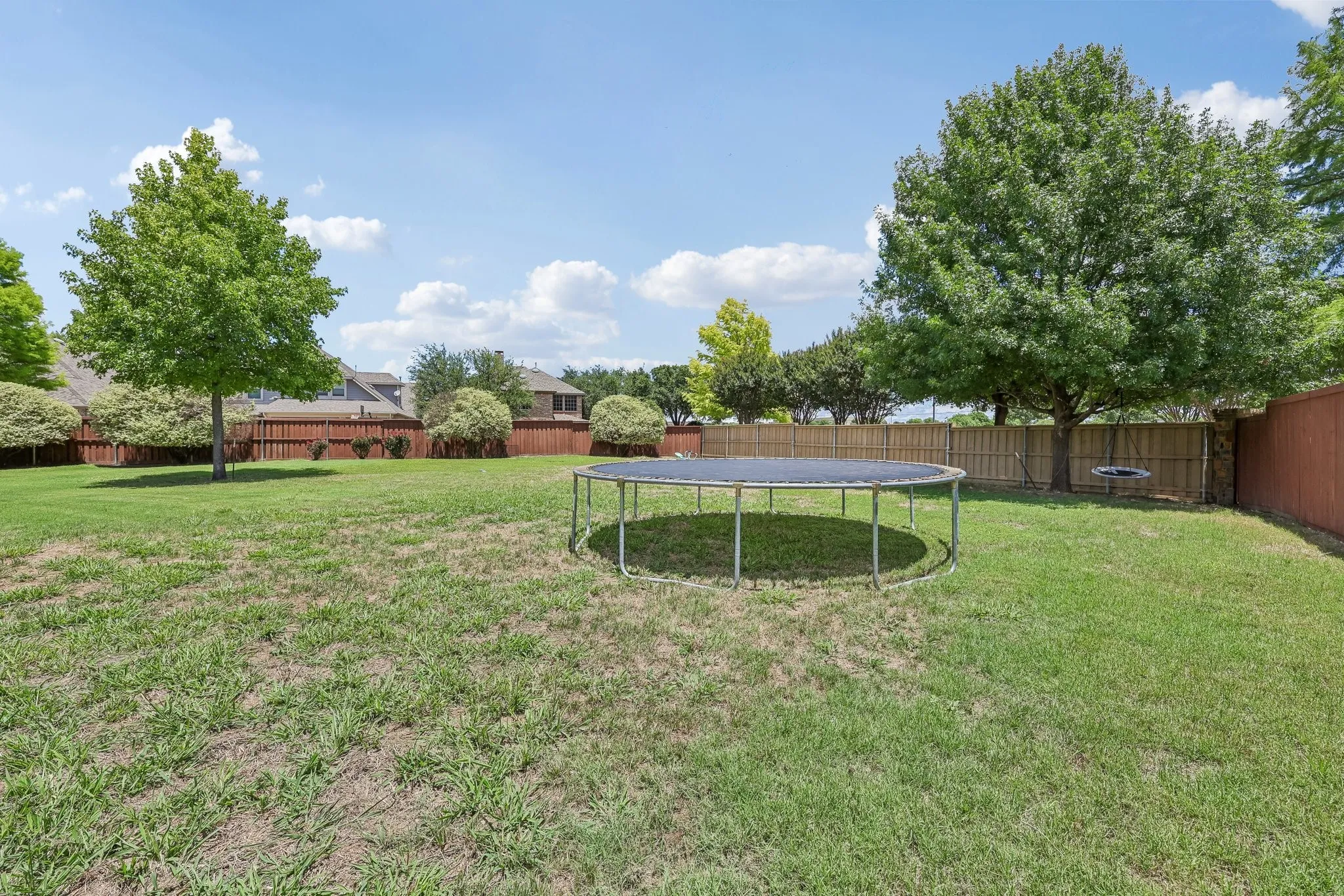 Single Family Residence For Sale in Collin County , 3301 Ski Lift Court, Mc Kinney, Texas 75070, 4 Bedroom, 4 Bathroom, 3 Garage spaces, 3,353 Sqft, built in 2006, mls#21293028, Real Estate Agent in Mc Kinney, Homes For Sale in Collin county, Homes For Sale in Mc Kinney, Realtor in Mc Kinney Texas, Real Estate Brokerage Independent Realty Texas, Luminita Cordes Realtor