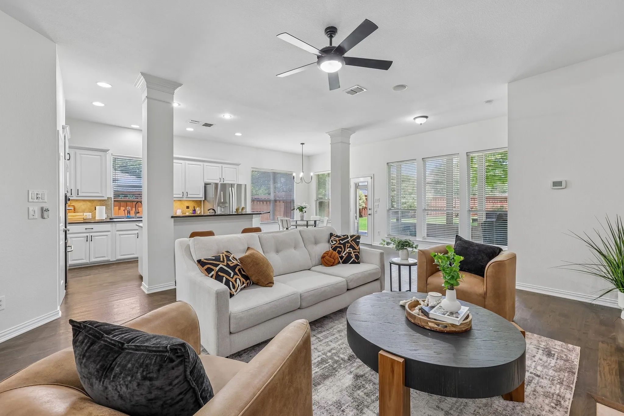 Single Family Residence For Sale in Collin County , 3301 Ski Lift Court, Mc Kinney, Texas 75070, 4 Bedroom, 4 Bathroom, 3 Garage spaces, 3,353 Sqft, built in 2006, mls#21293028, Real Estate Agent in Mc Kinney, Homes For Sale in Collin county, Homes For Sale in Mc Kinney, Realtor in Mc Kinney Texas, Real Estate Brokerage Independent Realty Texas, Luminita Cordes Realtor