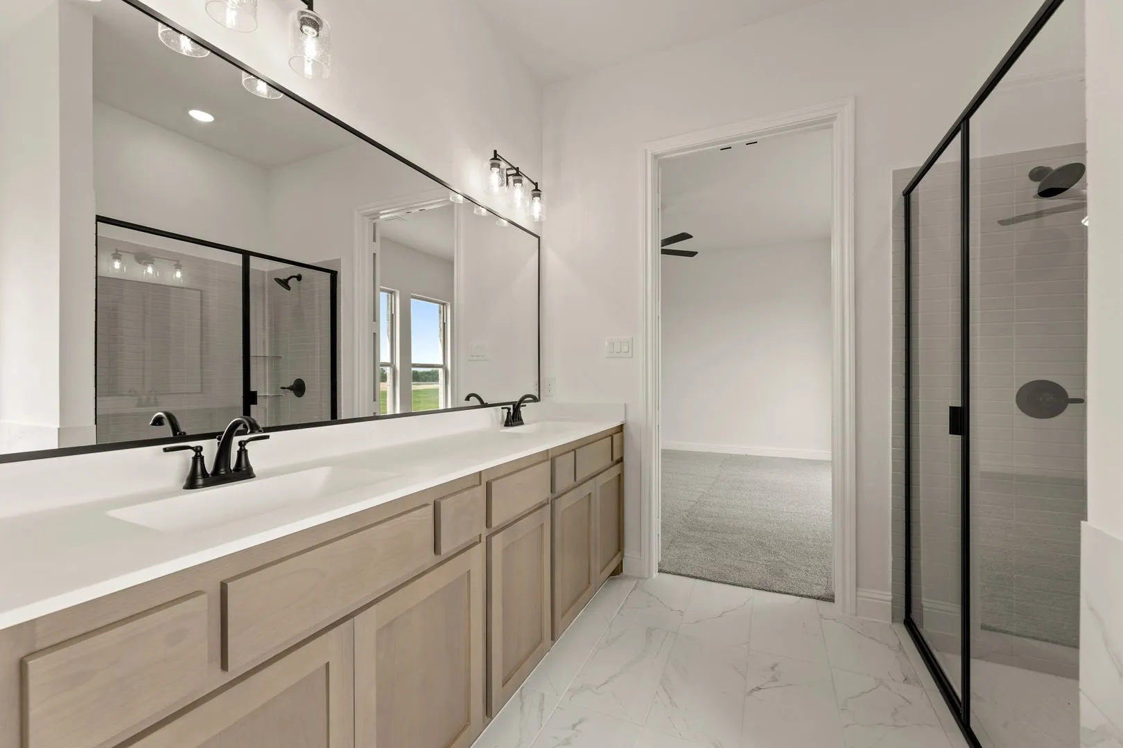124 Evanston-Primary Suite-3