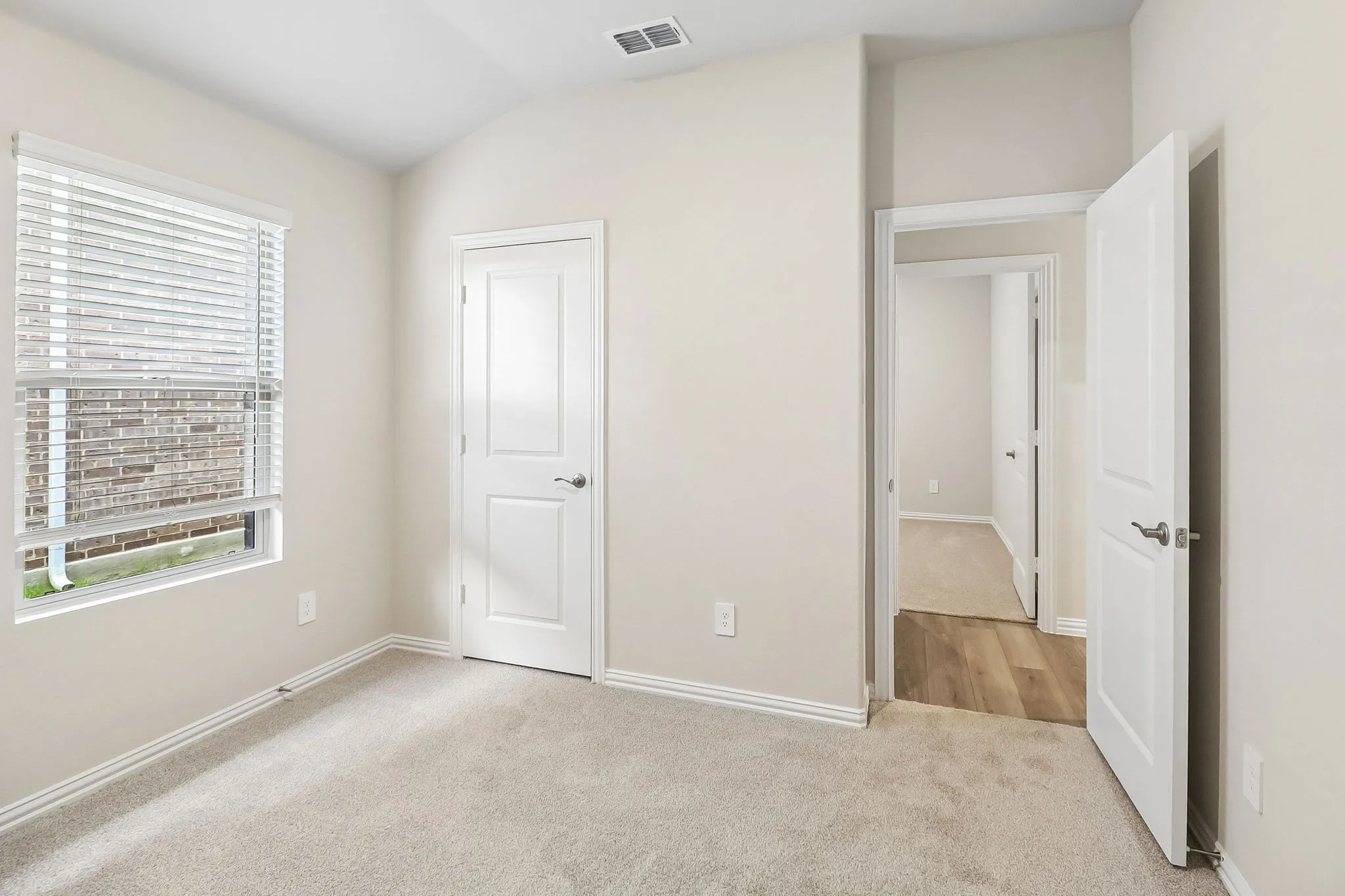 Photo is not of the actual home, but is an inspirational photo of builder’s model home and may depict options, furnishings, and/or decorator features that are not included.