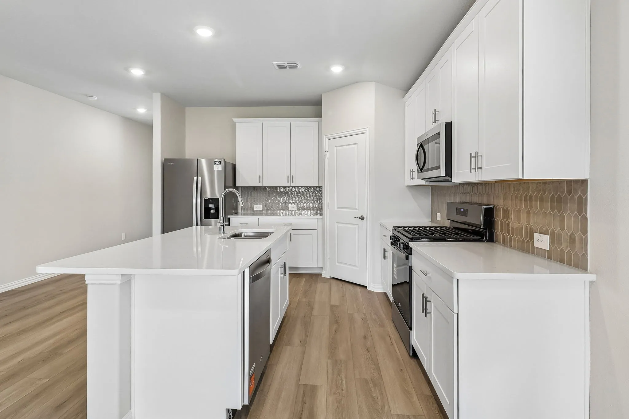 Photo is not of the actual home, but is an inspirational photo of builder’s model home and may depict options, furnishings, and/or decorator features that are not included.