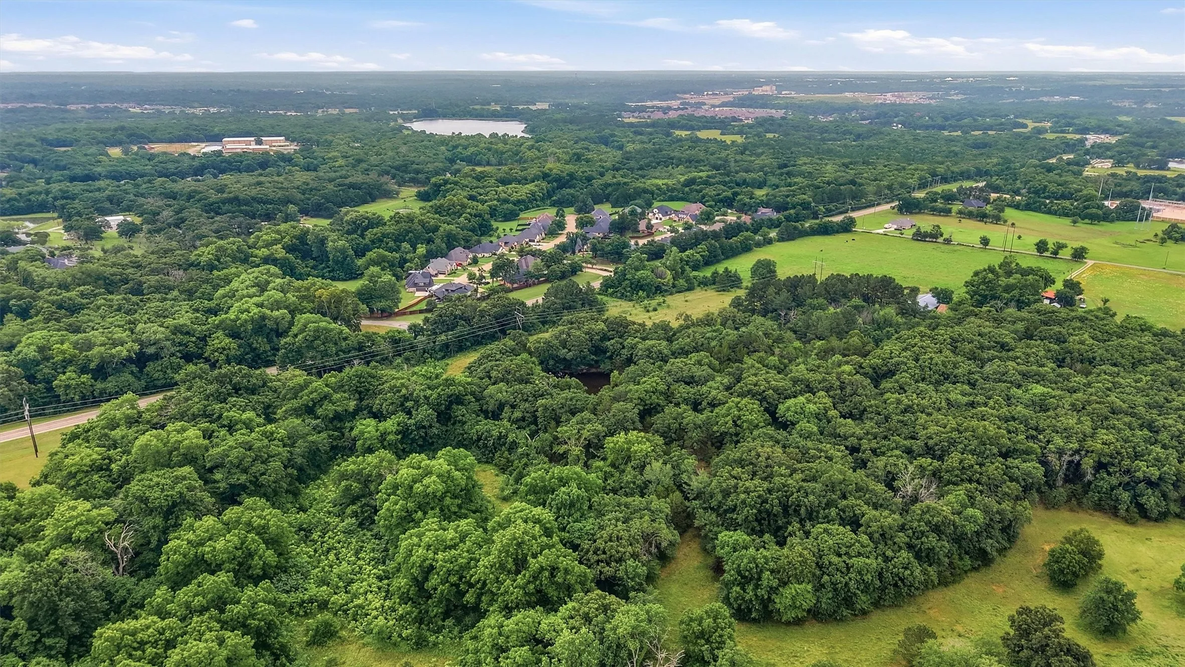 Unimproved Land For Sale in Grayson County , TBD Fm 131, Denison, Texas 75020, 0, 0, Garage spaces, 0 Sqft, built in 0, Price $600,000, mls#21296312, Real Estate Agent in Denison, Homes For Sale in Grayson county, Homes For Sale in Denison, Realtor in Denison Texas, Real Estate Brokerage Independent Realty Texas, Luminita Cordes Realtor