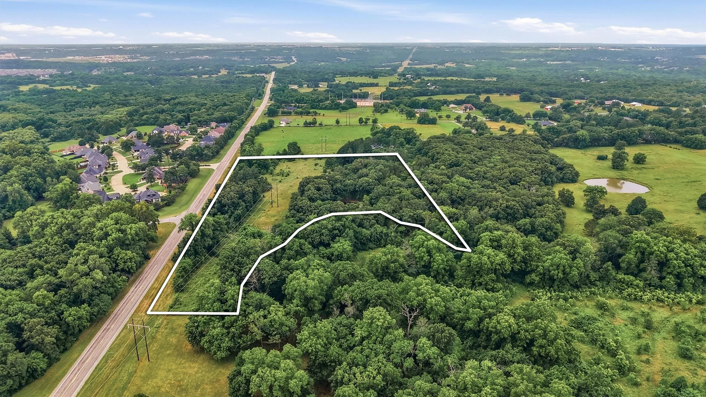 Unimproved Land For Sale in Grayson County , TBD Fm 131, Denison, Texas 75020, 0, 0, Garage spaces, 0 Sqft, built in 0, Price $600,000, mls#21296312, Real Estate Agent in Denison, Homes For Sale in Grayson county, Homes For Sale in Denison, Realtor in Denison Texas, Real Estate Brokerage Independent Realty Texas, Luminita Cordes Realtor