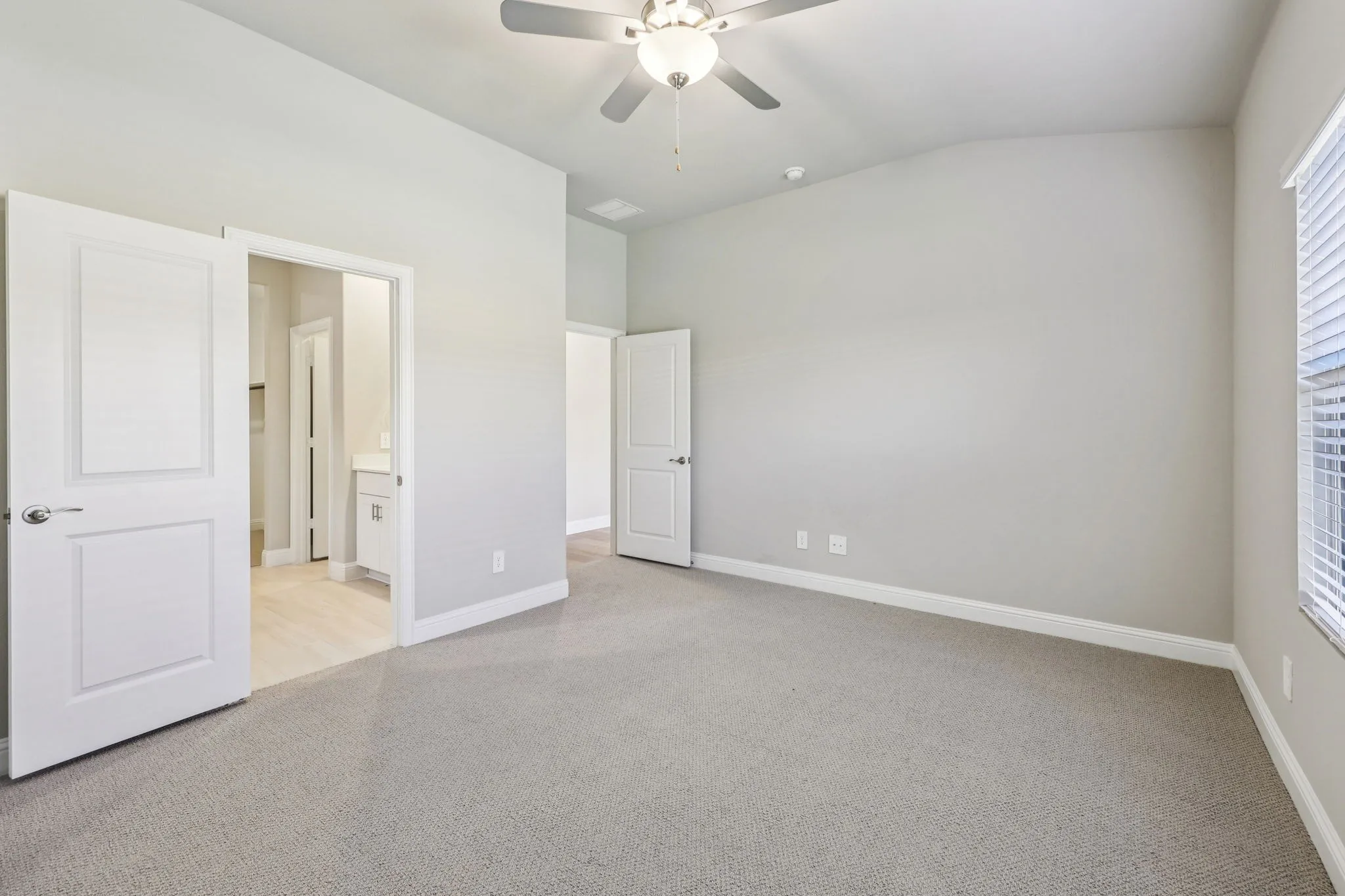 Photo is not of the actual home, but is an inspirational photo of builder’s model home and may depict options, furnishings, and/or decorator features that are not included.
