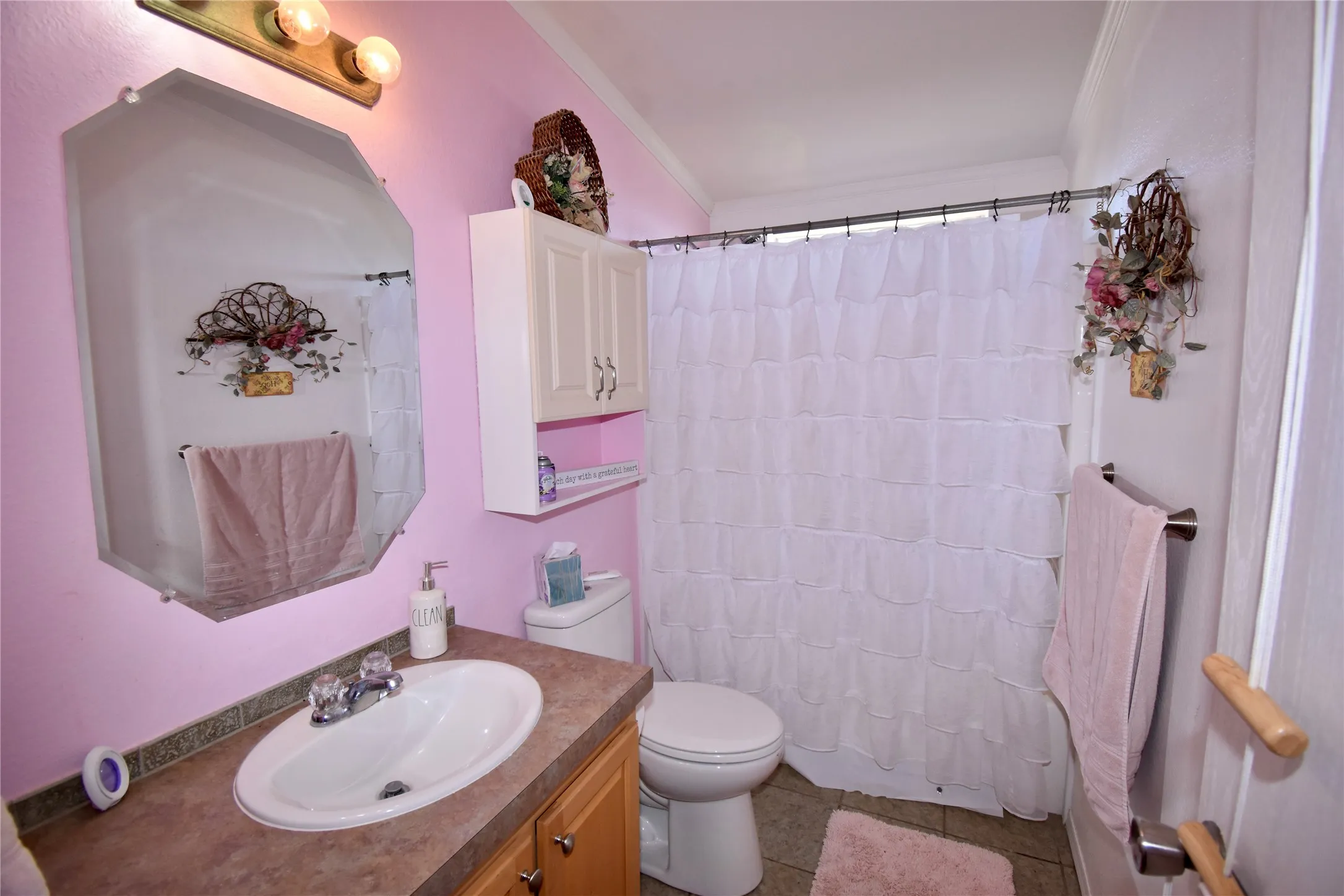 Single Family Residence For Sale in Mc Culloch County , 159 Private Road 939, Brady, Texas 76825, 4 Bedroom, 3 Bathroom, 2 Garage spaces, 2,300 Sqft, built in 2006, mls#21295694, Real Estate Agent in Brady, Homes For Sale in Mc Culloch county, Homes For Sale in Brady, Realtor in Brady Texas, Real Estate Brokerage Independent Realty Texas, Luminita Cordes Realtor
