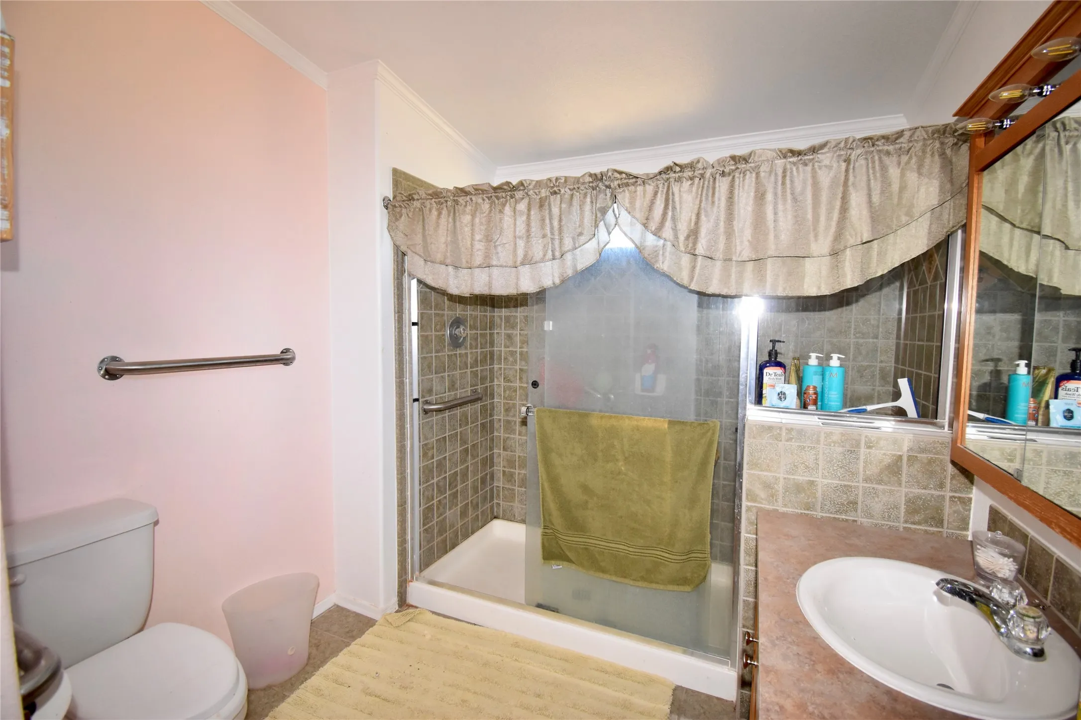Single Family Residence For Sale in Mc Culloch County , 159 Private Road 939, Brady, Texas 76825, 4 Bedroom, 3 Bathroom, 2 Garage spaces, 2,300 Sqft, built in 2006, mls#21295694, Real Estate Agent in Brady, Homes For Sale in Mc Culloch county, Homes For Sale in Brady, Realtor in Brady Texas, Real Estate Brokerage Independent Realty Texas, Luminita Cordes Realtor