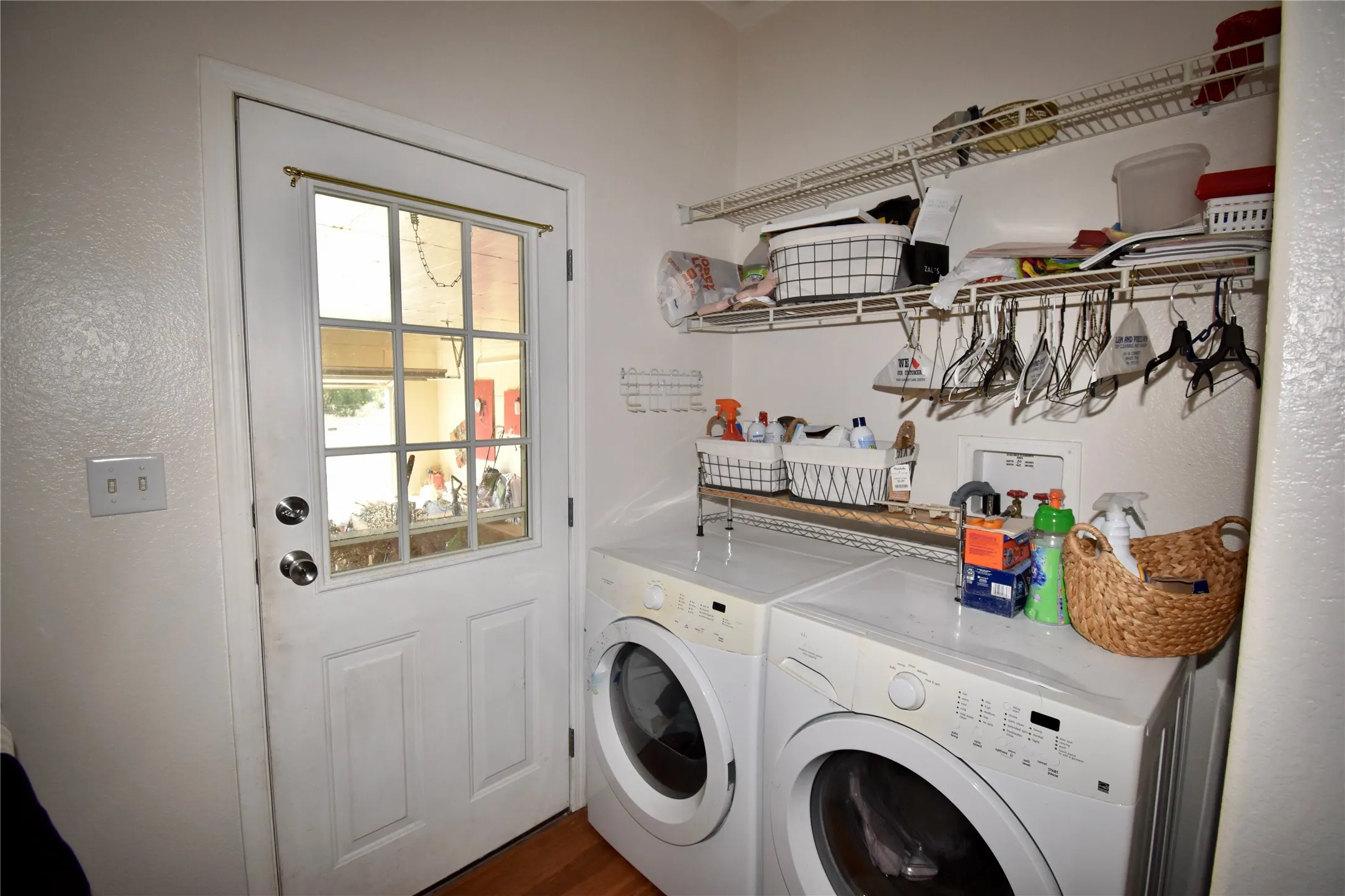 Single Family Residence For Sale in Mc Culloch County , 159 Private Road 939, Brady, Texas 76825, 4 Bedroom, 3 Bathroom, 2 Garage spaces, 2,300 Sqft, built in 2006, mls#21295694, Real Estate Agent in Brady, Homes For Sale in Mc Culloch county, Homes For Sale in Brady, Realtor in Brady Texas, Real Estate Brokerage Independent Realty Texas, Luminita Cordes Realtor