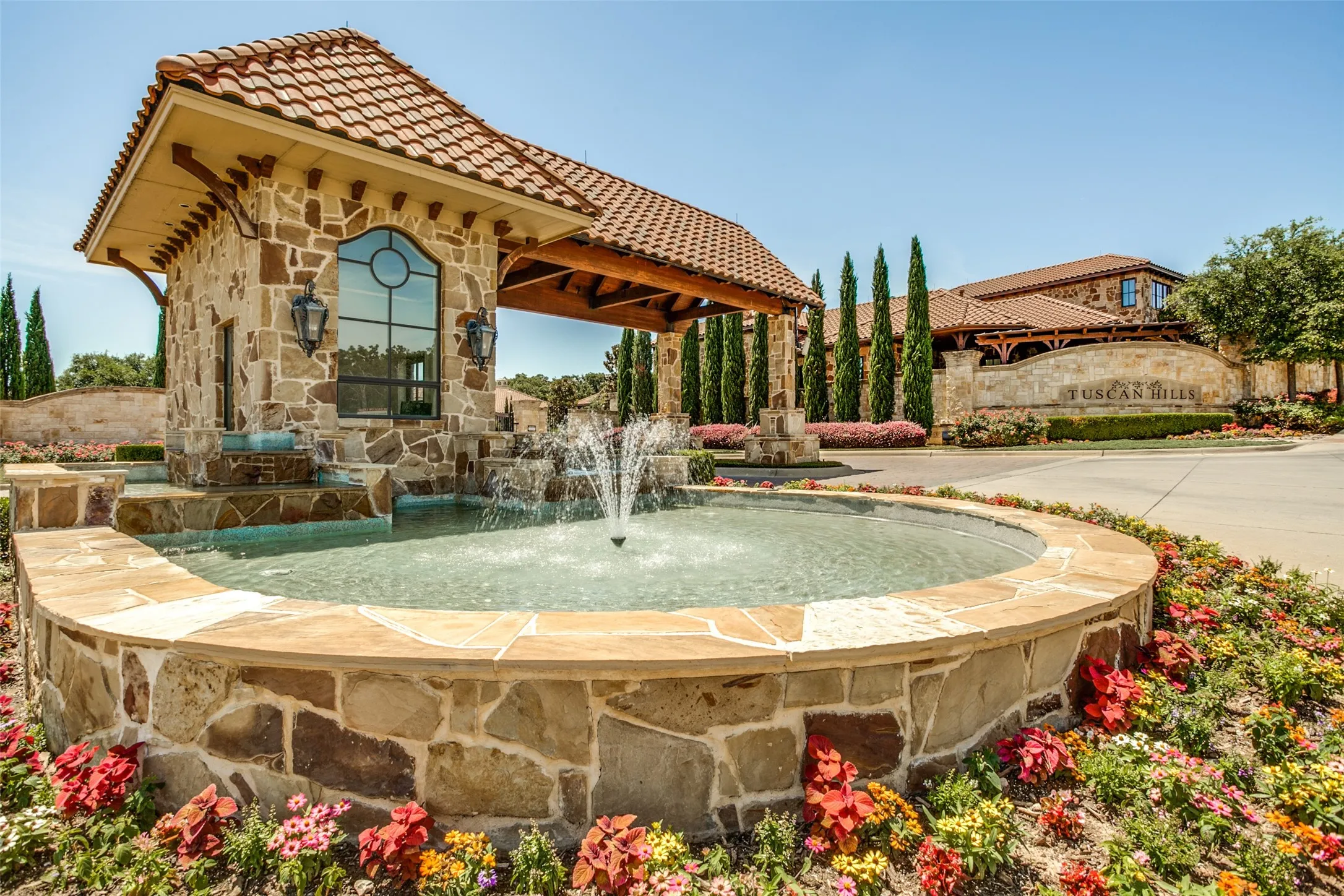 Single Family Residence For Sale in Denton County , 3604 Tuscan Hills Circle, Denton, Texas 76210, 3 Bedroom, 2 Bathroom, 2 Garage spaces, 2,174 Sqft, built in 2014, mls#21271869, Real Estate Agent in Denton, Homes For Sale in Denton county, Homes For Sale in Denton, Realtor in Denton Texas, Real Estate Brokerage Independent Realty Texas, Luminita Cordes Realtor