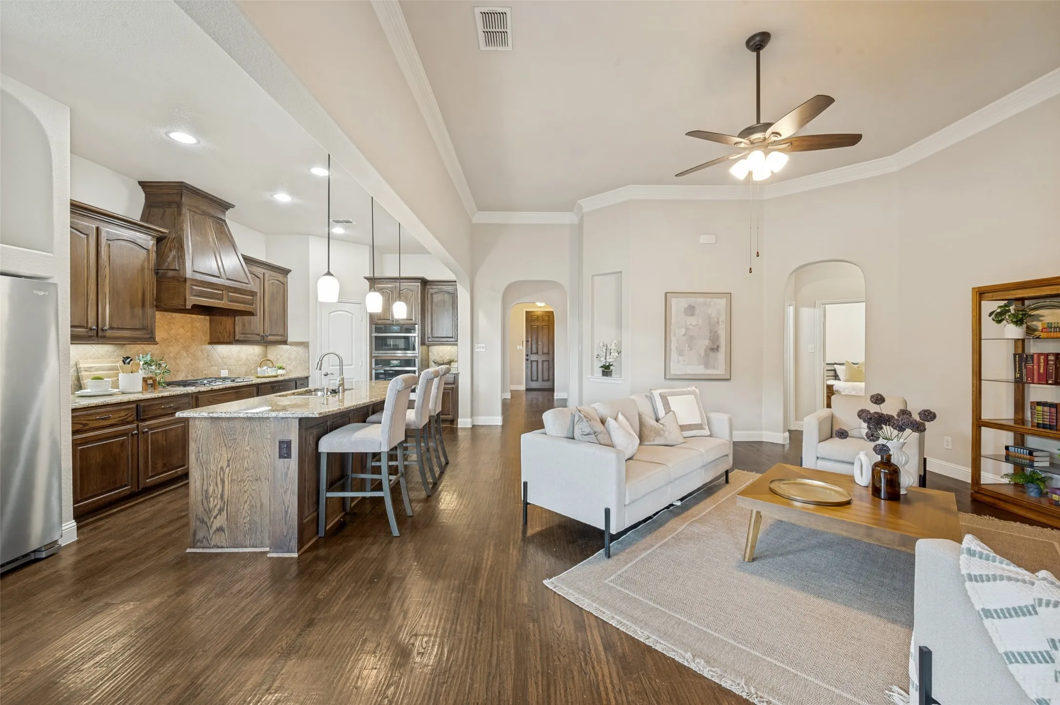 Single Family Residence For Sale in Denton County , 3604 Tuscan Hills Circle, Denton, Texas 76210, 3 Bedroom, 2 Bathroom, 2 Garage spaces, 2,174 Sqft, built in 2014, mls#21271869, Real Estate Agent in Denton, Homes For Sale in Denton county, Homes For Sale in Denton, Realtor in Denton Texas, Real Estate Brokerage Independent Realty Texas, Luminita Cordes Realtor
