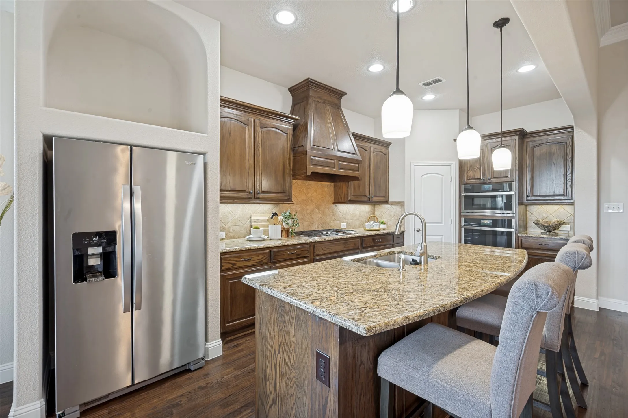 Single Family Residence For Sale in Denton County , 3604 Tuscan Hills Circle, Denton, Texas 76210, 3 Bedroom, 2 Bathroom, 2 Garage spaces, 2,174 Sqft, built in 2014, mls#21271869, Real Estate Agent in Denton, Homes For Sale in Denton county, Homes For Sale in Denton, Realtor in Denton Texas, Real Estate Brokerage Independent Realty Texas, Luminita Cordes Realtor