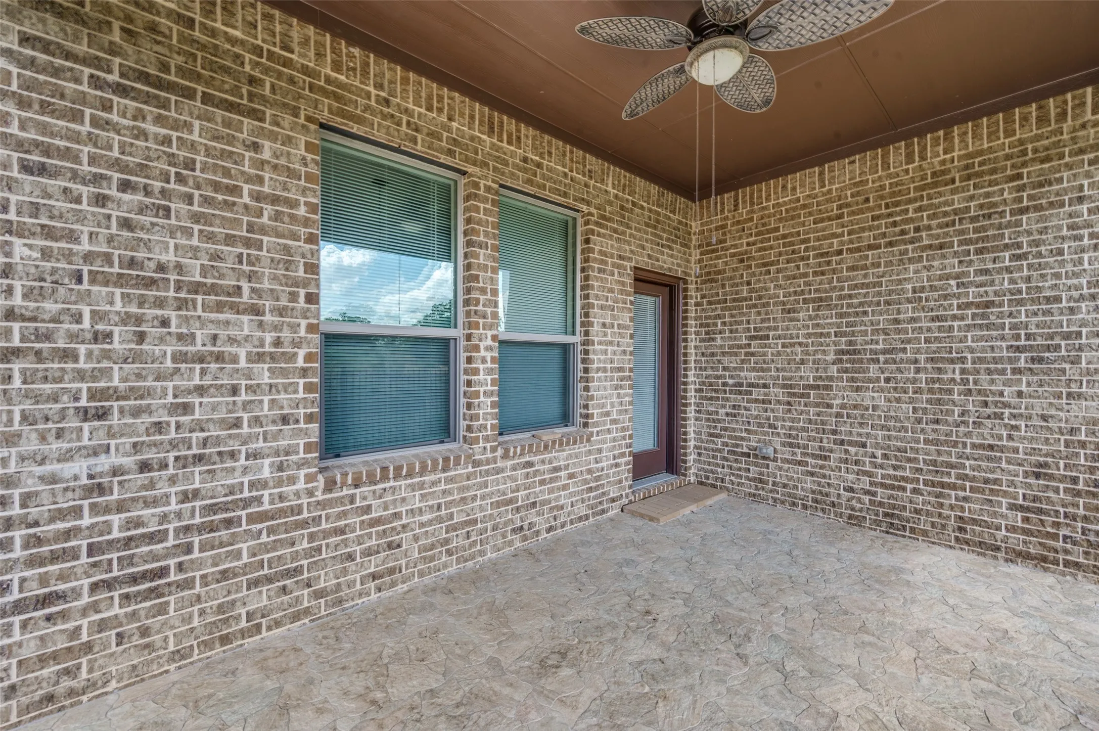 Single Family Residence For Sale in Denton County , 3604 Tuscan Hills Circle, Denton, Texas 76210, 3 Bedroom, 2 Bathroom, 2 Garage spaces, 2,174 Sqft, built in 2014, mls#21271869, Real Estate Agent in Denton, Homes For Sale in Denton county, Homes For Sale in Denton, Realtor in Denton Texas, Real Estate Brokerage Independent Realty Texas, Luminita Cordes Realtor